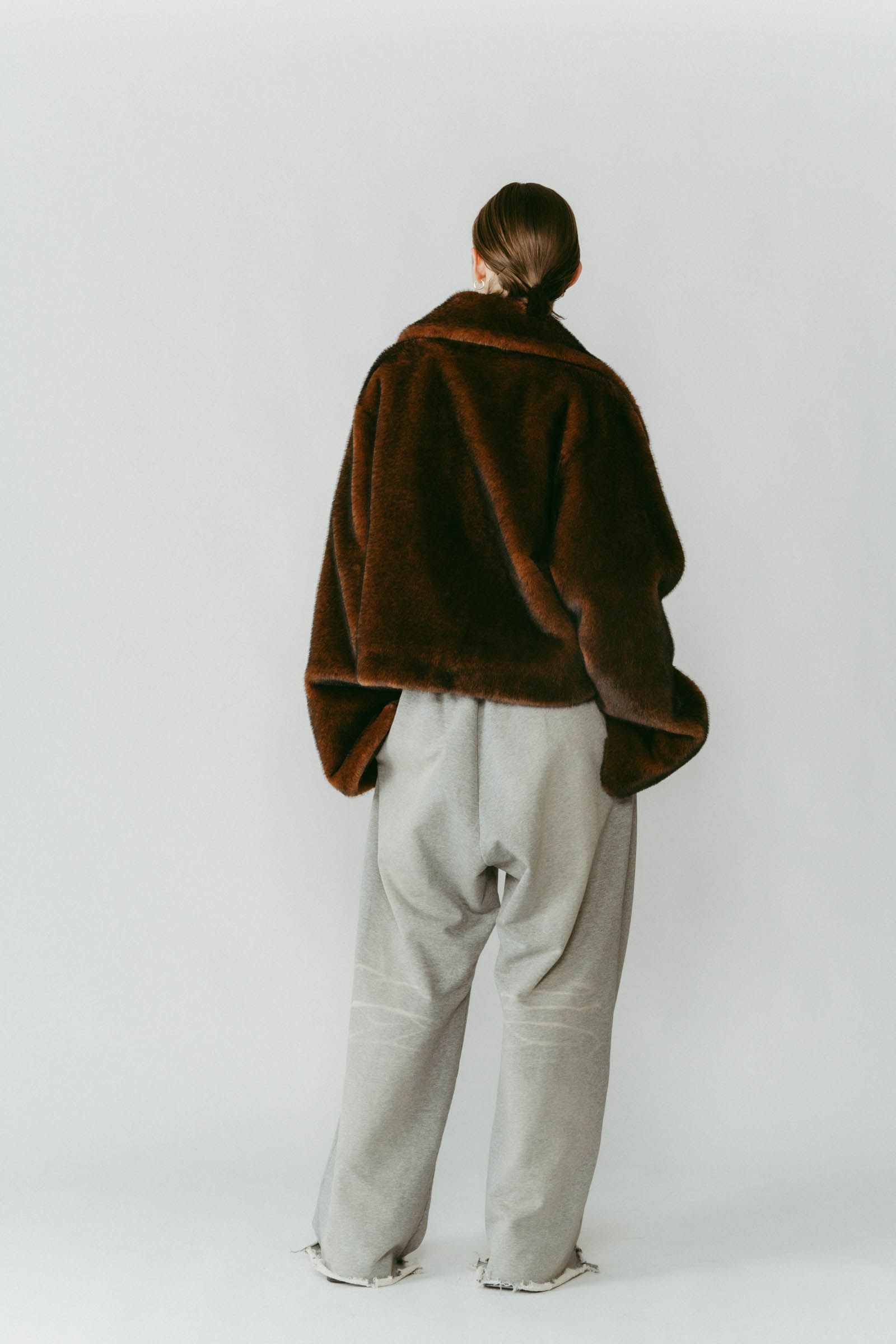 point collar fur coat / ポイントカラー ファーコートジャケット (ブラウン) / 25AW