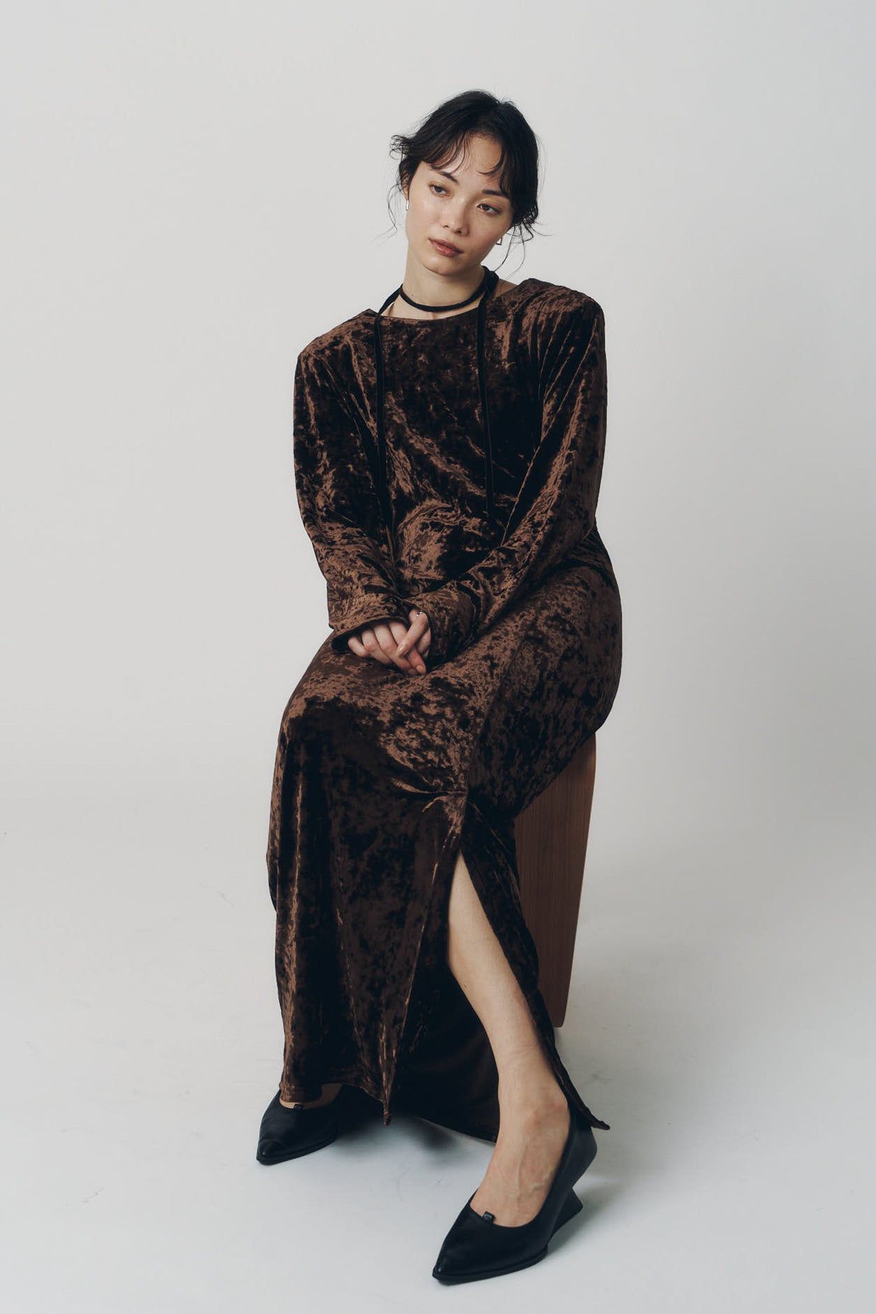 2ウェイ ベロアドレープドレス (ブラウン) 2way draped velour dress (Brown) / 26AW
