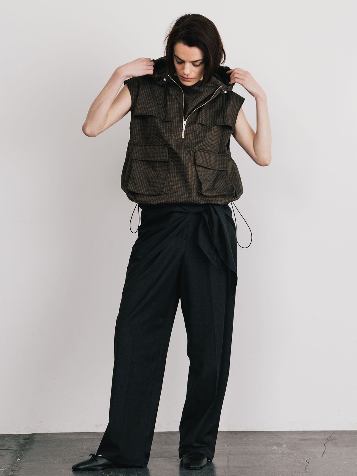 【25SS】UTILITY ZIP FISCHER VEST / ユーティリティ ジップベスト (ブラウン)