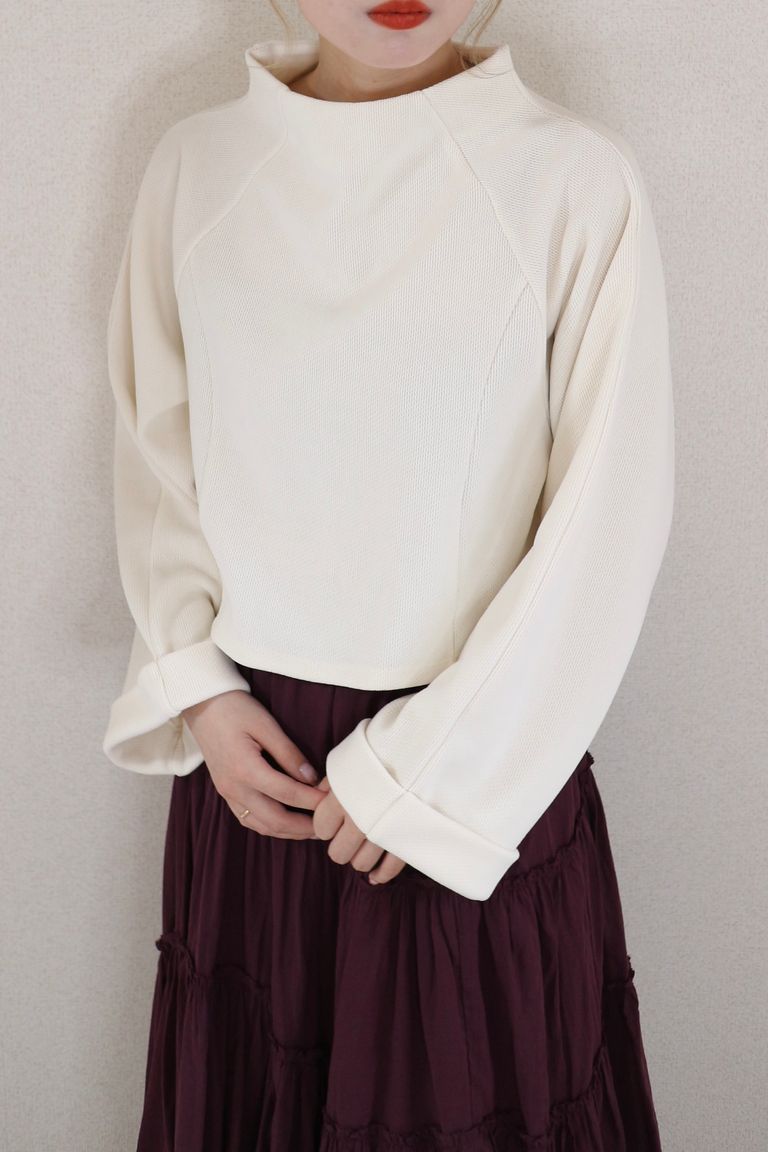 156cm 着用:フリー (店内照明)