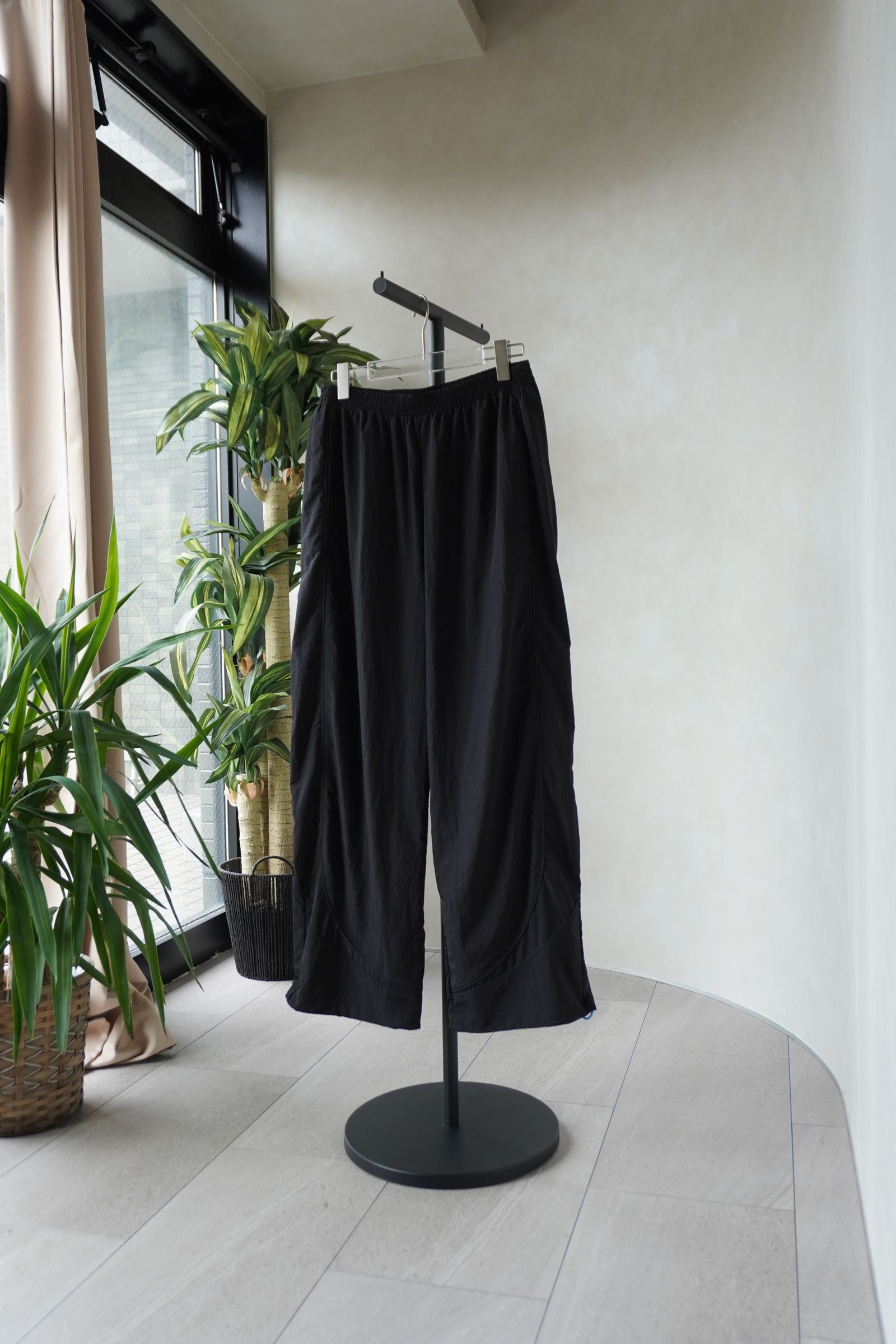 ナイロンイージーパンツ (ブラック) nylon easy pants(unisex) (Black) /  26SS