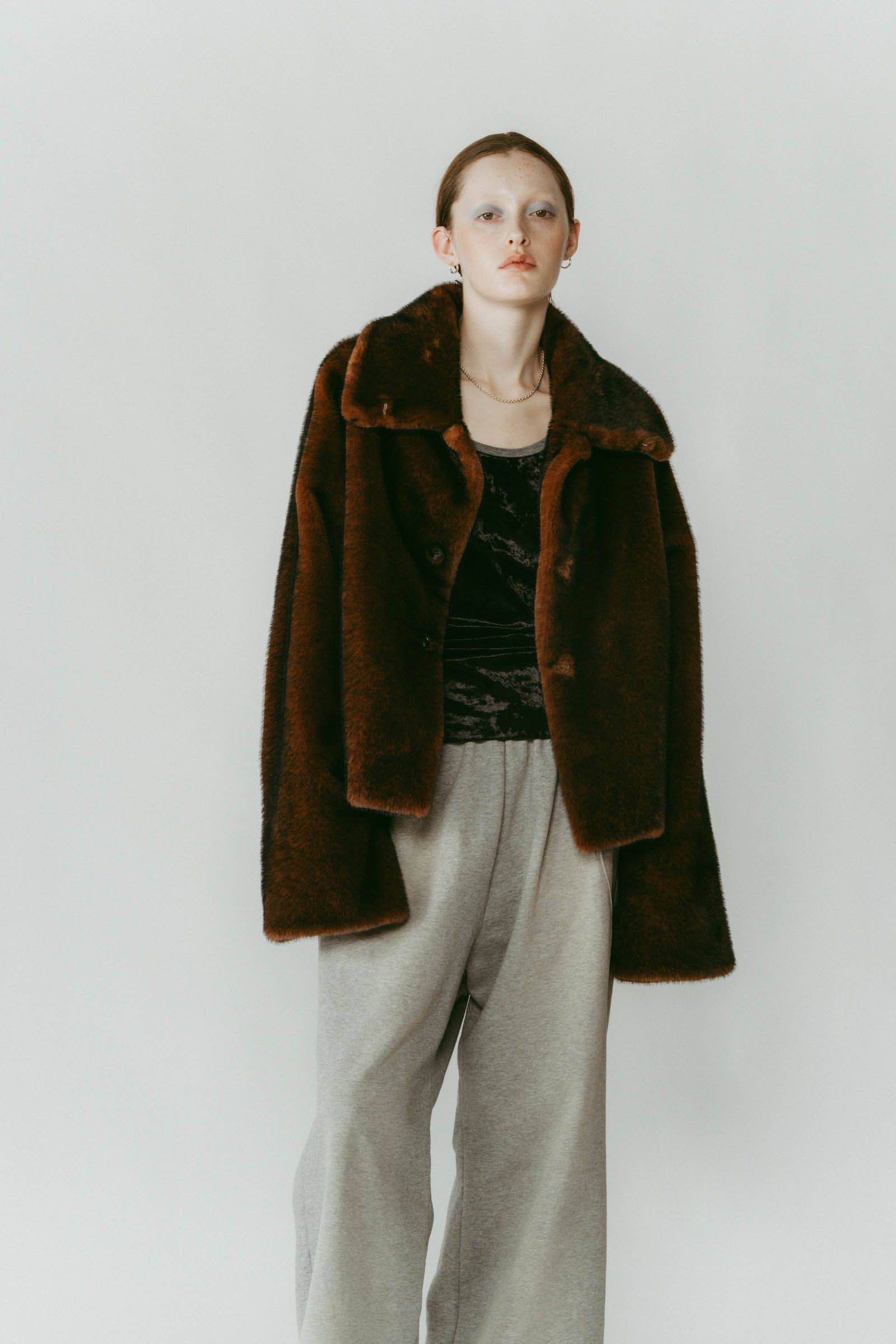 point collar fur coat / ポイントカラー ファーコートジャケット (ブラウン) / 25AW