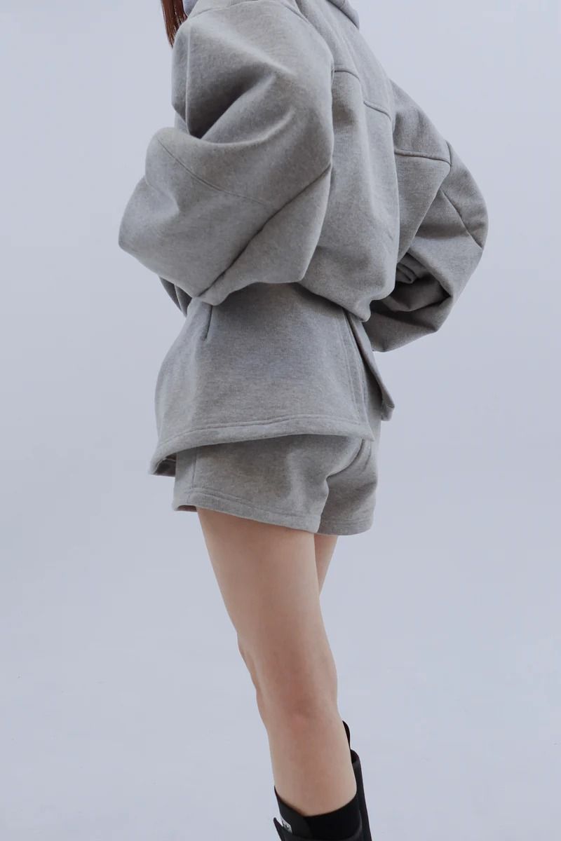 Edge frill shorts / エッジフリルショーツ (グレー)