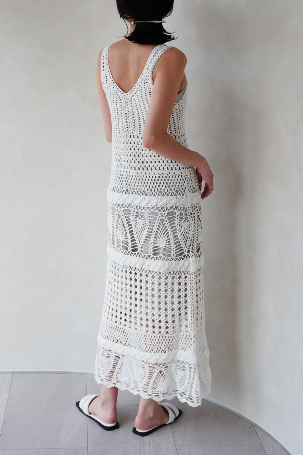 HANDMADE KNIT DRESS / ハンドニットドレス (ホワイト)