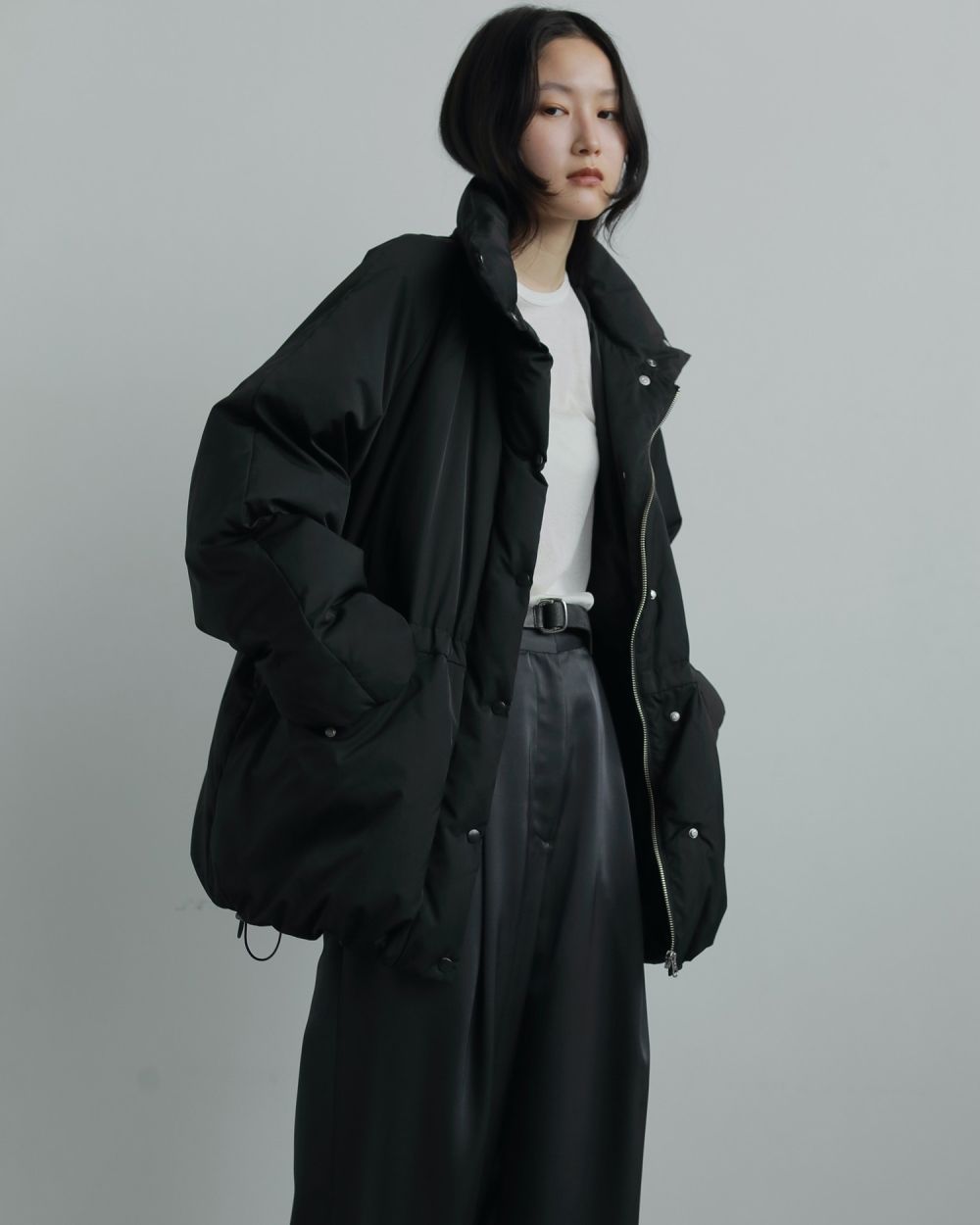【25AW】Standcollar Down Coat / スタンドカラー ダウンコート (ブラック)