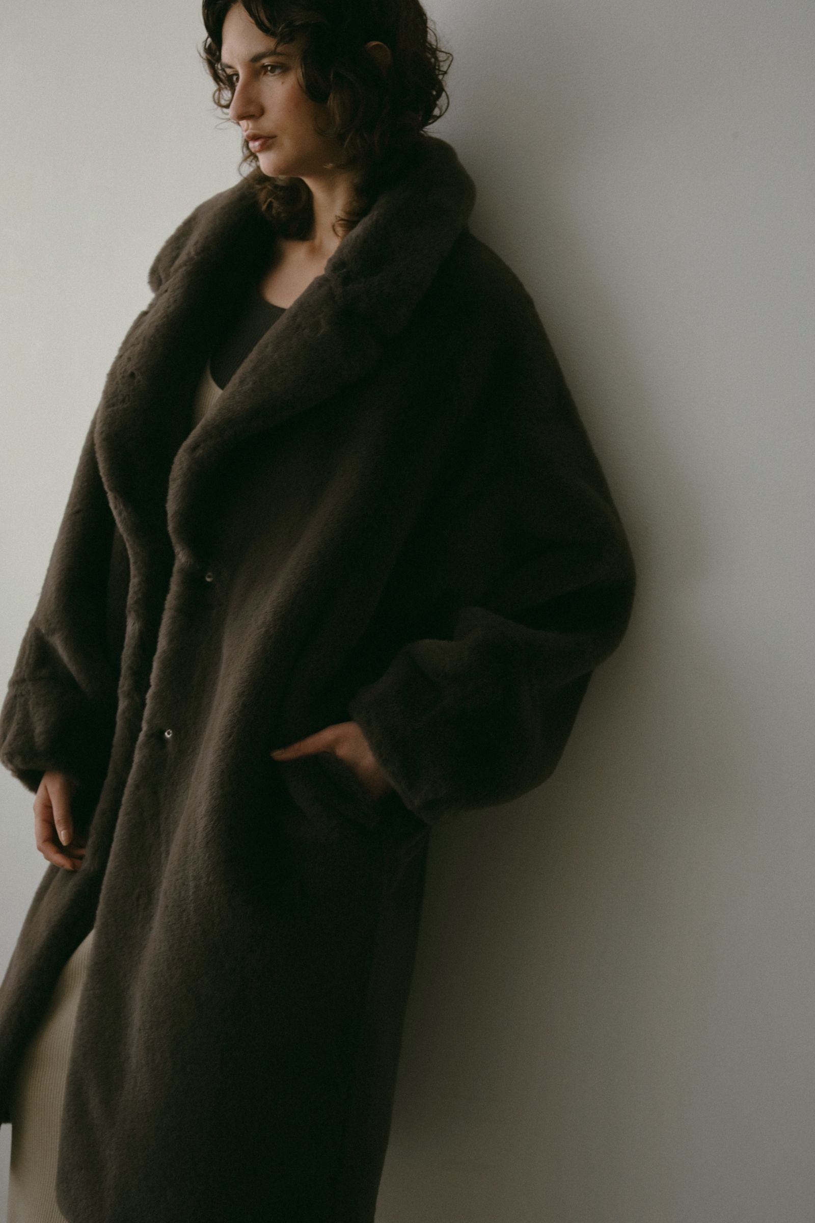 THINK FUR - Rex Like Fur Tailored Coat (チャコール) | Sir online store / サー  オンラインストア