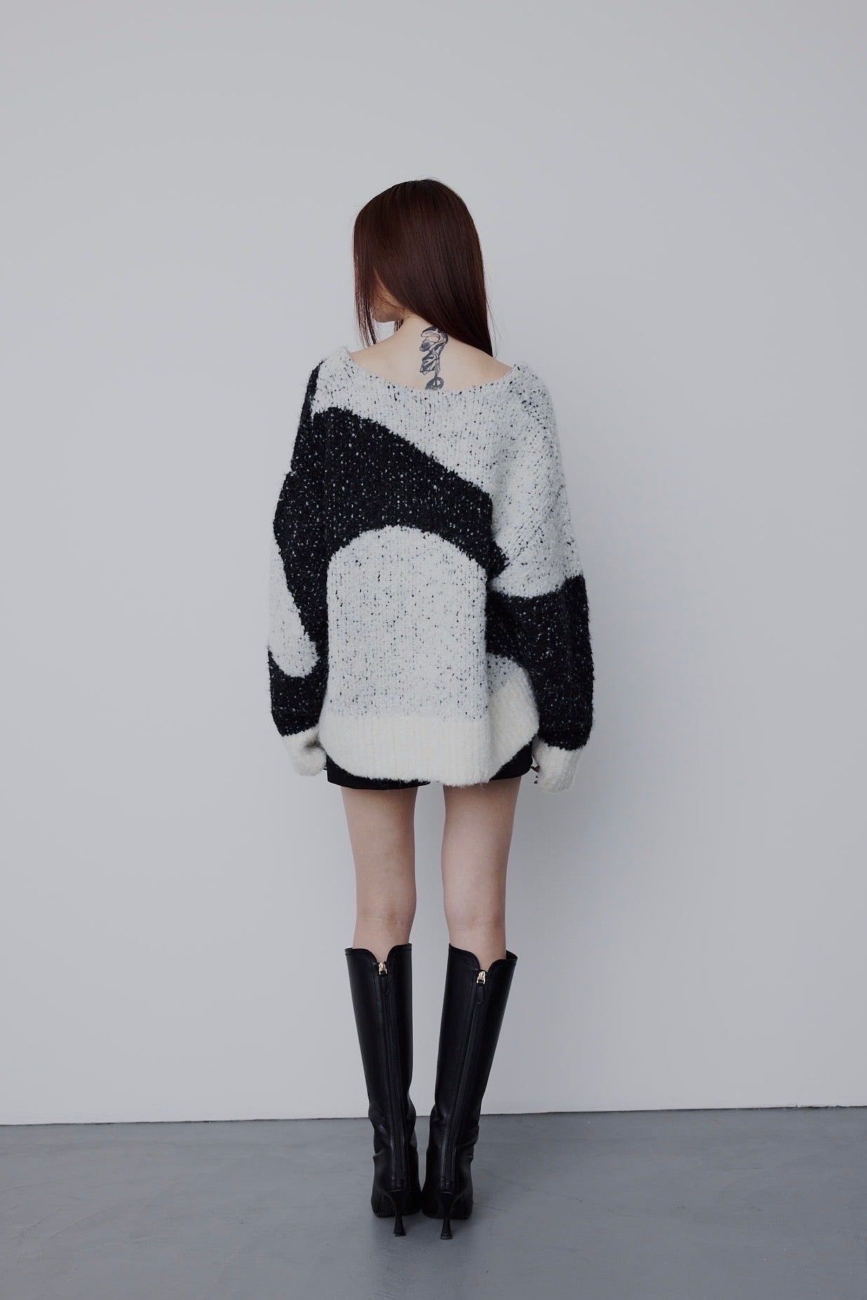 Are curve art knit (ホワイト)