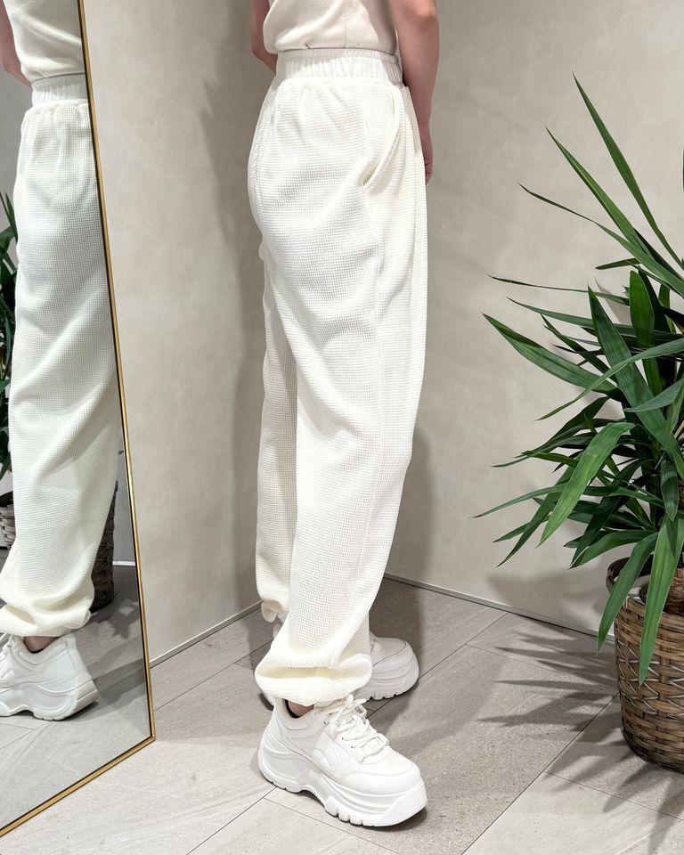 163cm 着用:38
