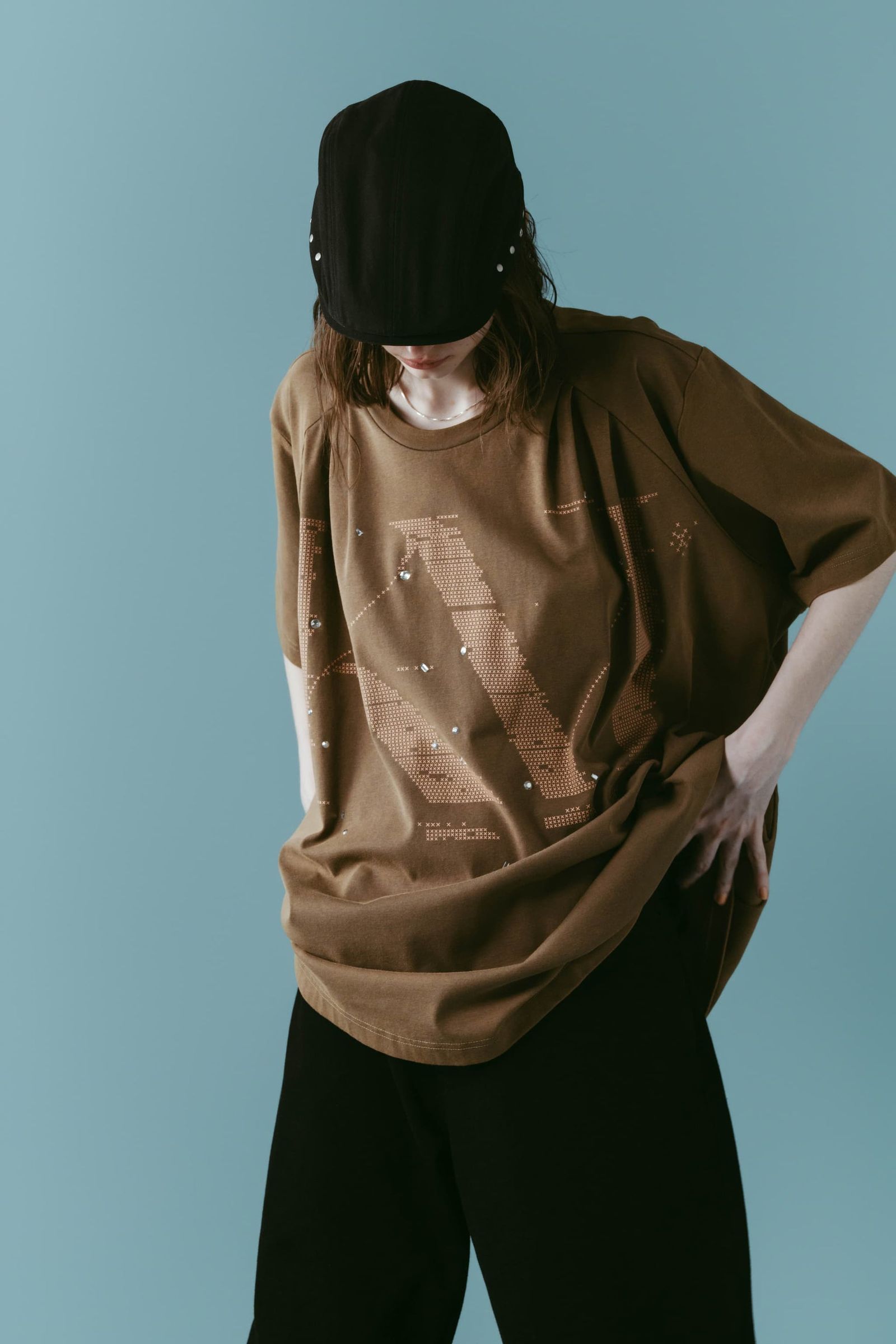 タック オーバーサイズTシャツ (ブラウン) tuck detail oversized tee(unisex) (Brown) /  26SS