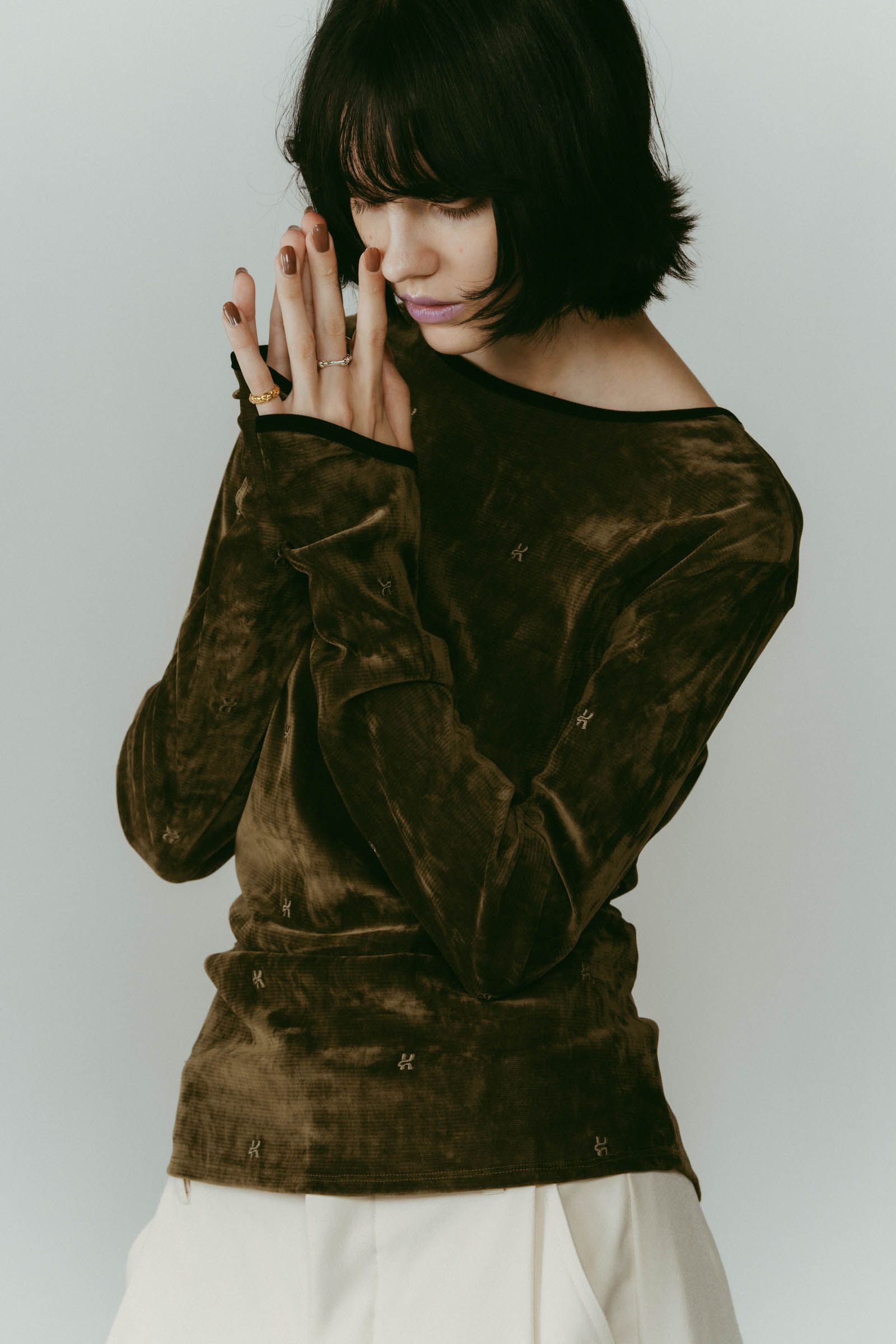 2way sheer velours tops / 2ウェイ シアートップス (カーキ) / 25AW