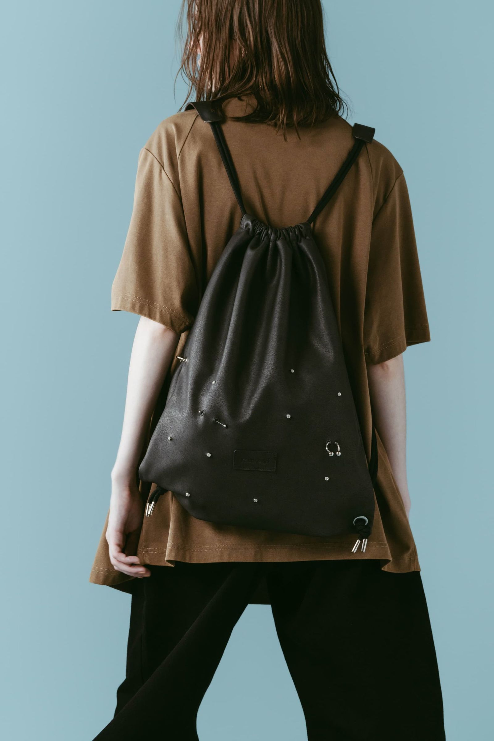 レザードローストリングバッグ (ブラック) leather drawstring bag (Black) /  26SS