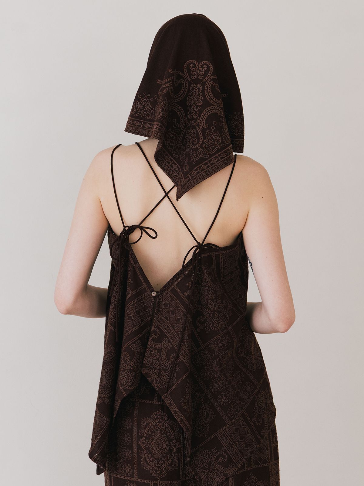 【25SS】CUTWORK LACE CAMI / カットワーク レースキャミソール (ブラウン)