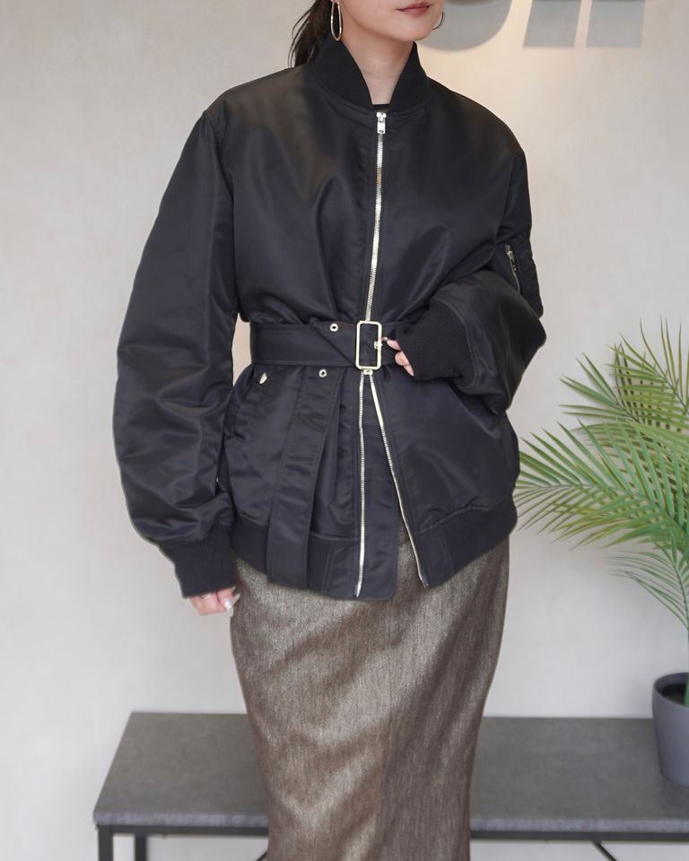 164cm 着用サイズ:38