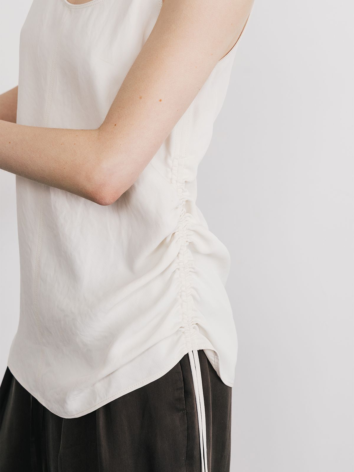 【25SS】ACETATE GATHER TANK / アセテートギャザータンクトップ (アイボリー)
