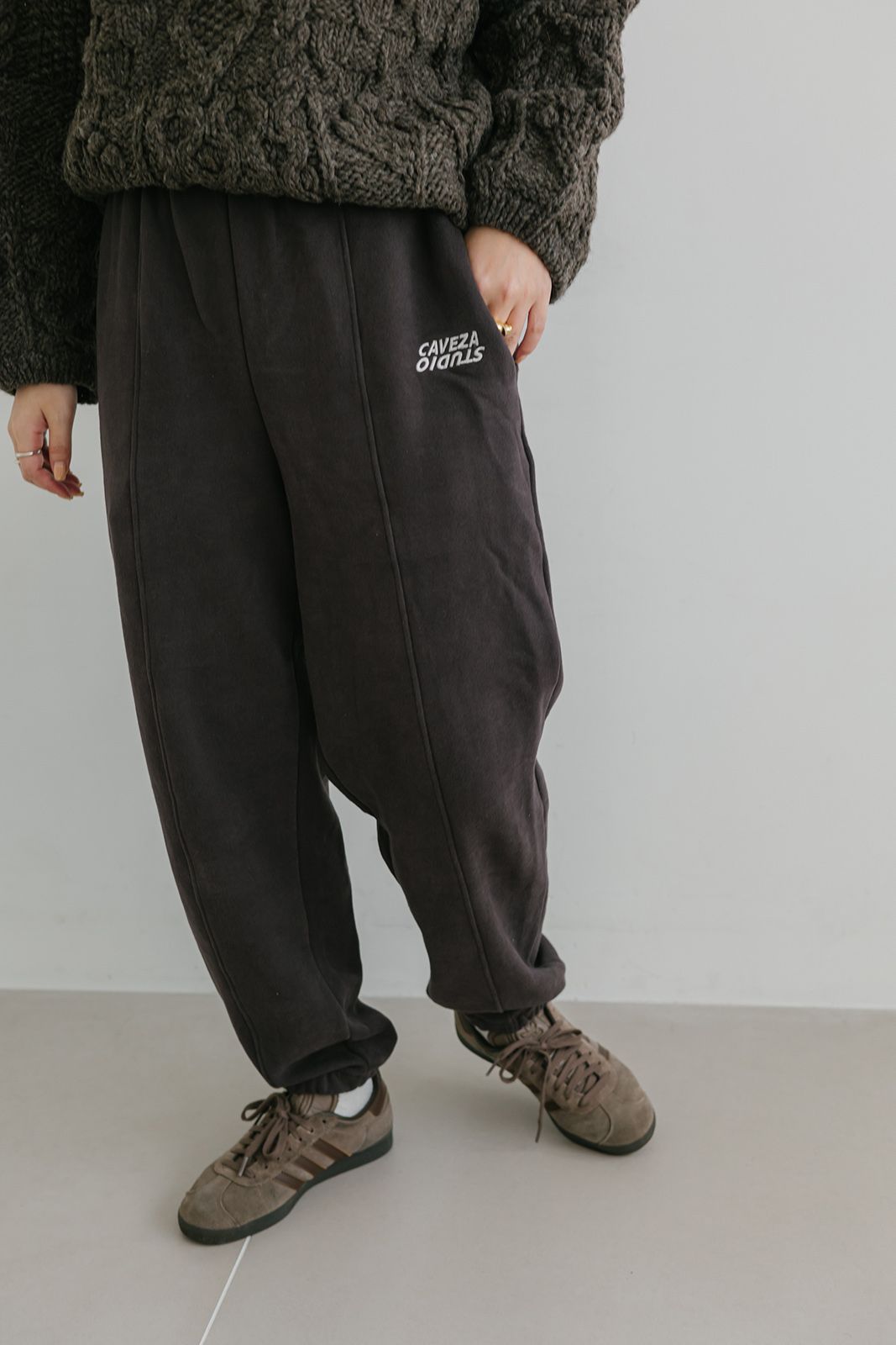 【再販売】CAVEZA STUDIO スウェットパンツ (ブラウン)