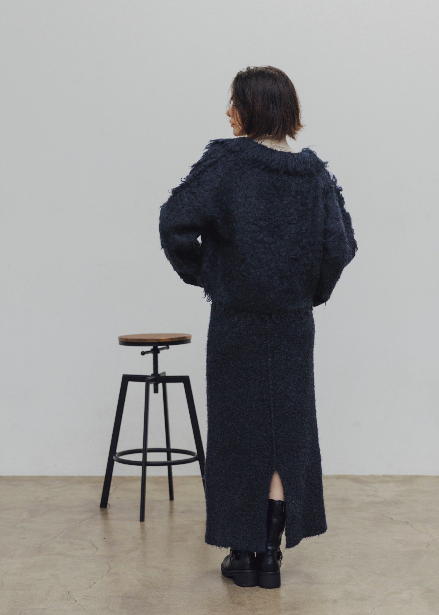 boucle pencil knit SK / ブークレ ペンシルニットスカート (ネイビー) / 25AW