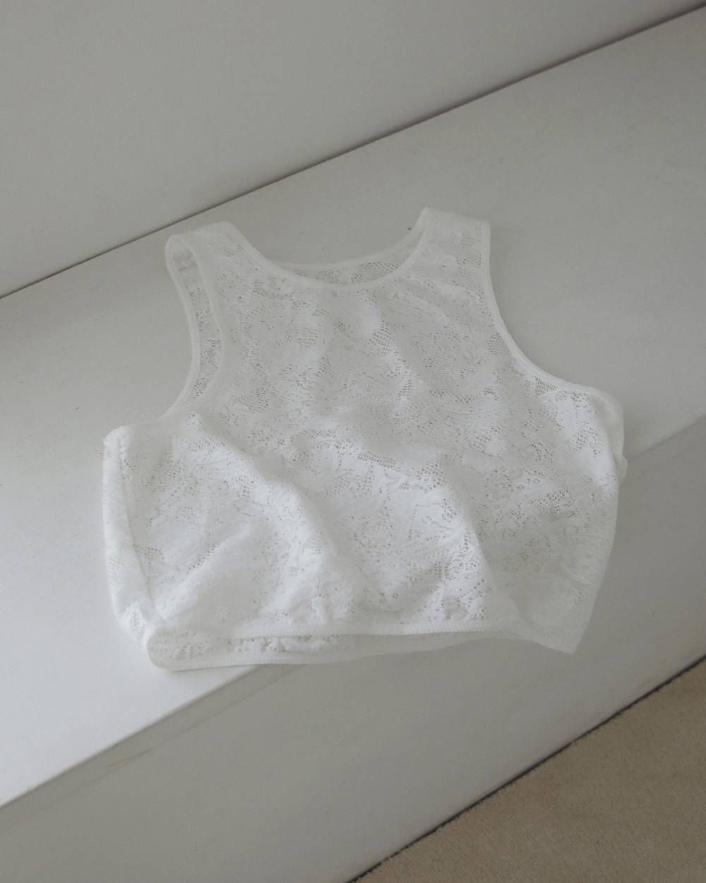 レース ノースリーブトップス (ホワイト) Lace Sleeveless Tops (White) / 27SS