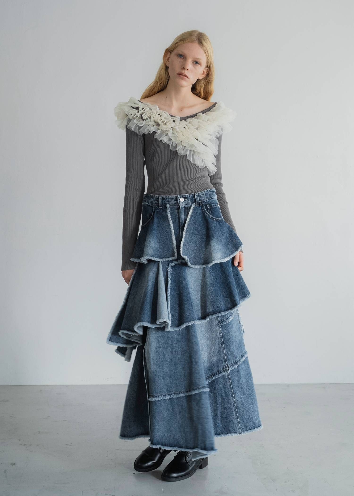 ランダム ティアードフリル デニムスカート (ブルー) random tiered frill denim SK (Blue) /  26SS
