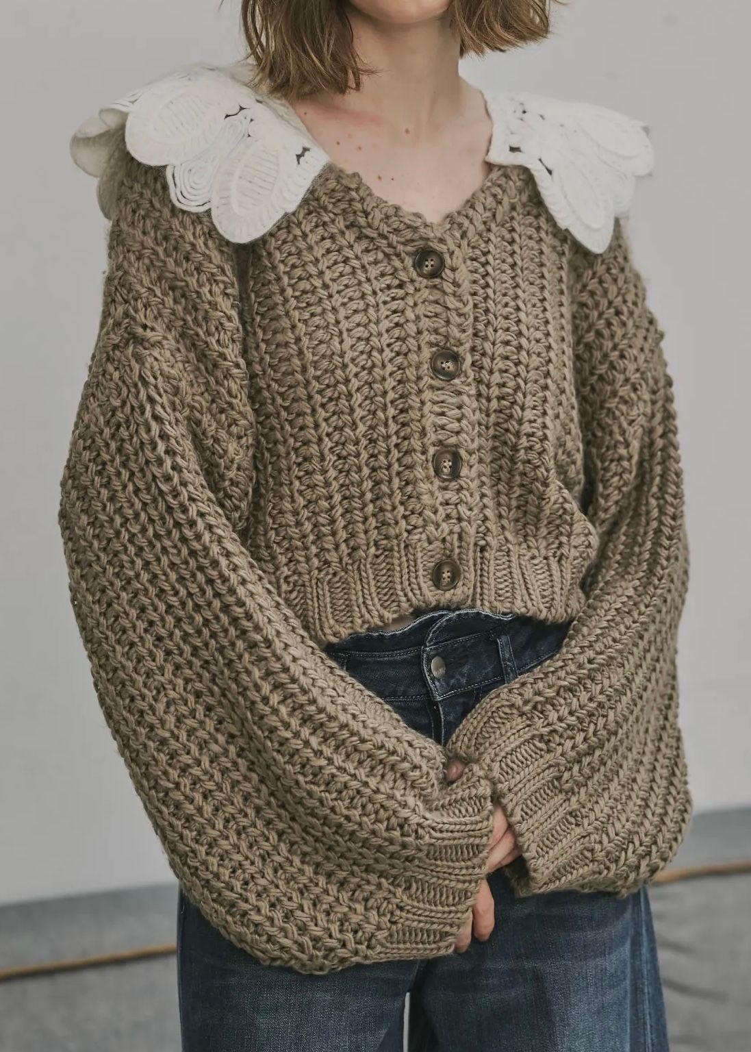 motif collar removal knit cardigan / モチーフカラー ニットカーディガン (モカ) / 25AW