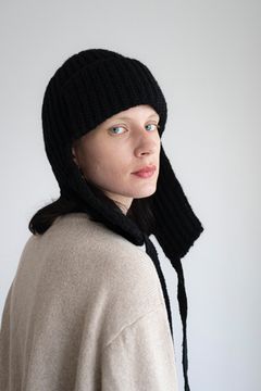 EAR FLAP KNITCAP / イヤーフラップニットキャップ (ブラック)
