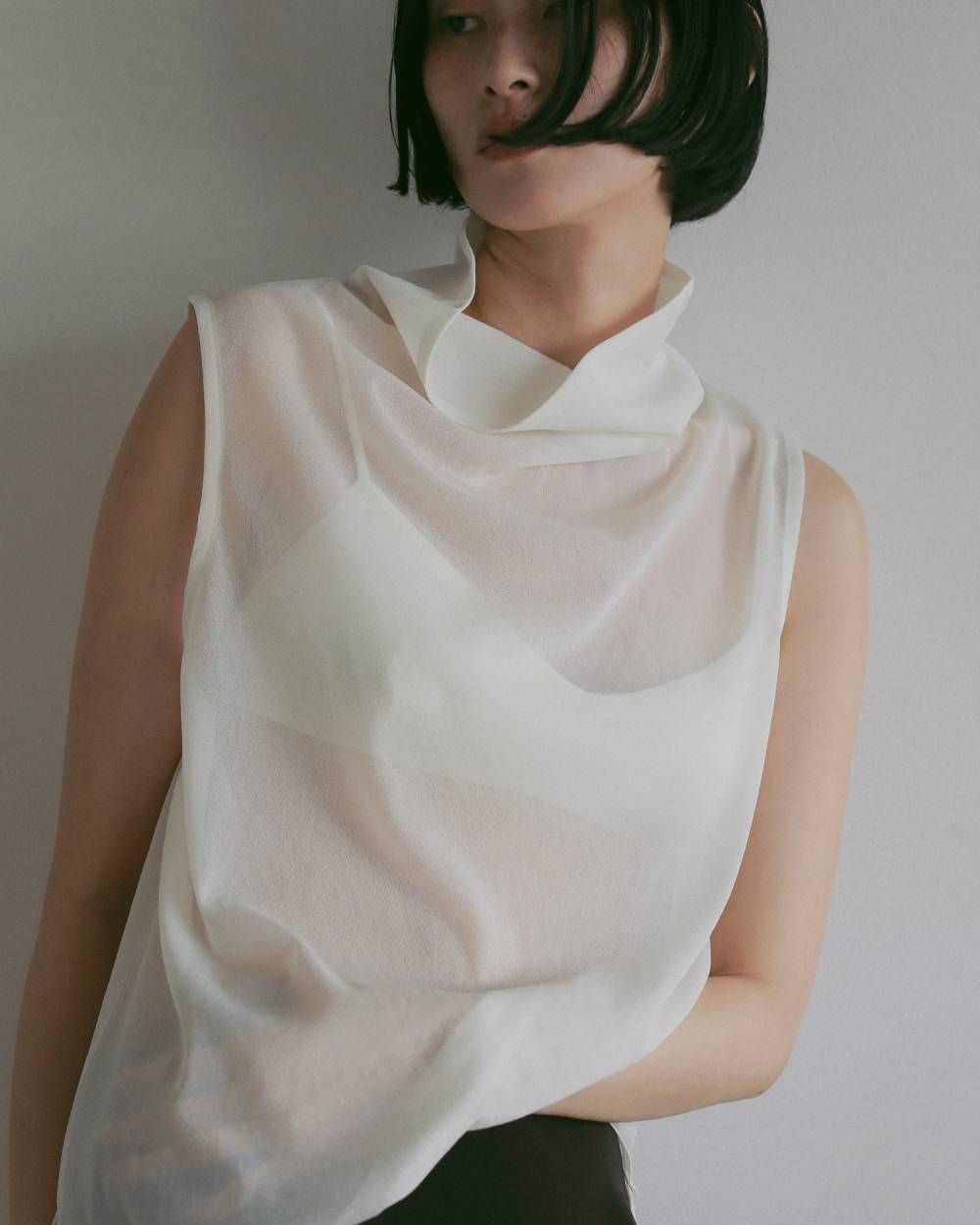 シフォン ノースリーブ トップス (アイボリー) Sleeveless Chiffon Tops (Ivory) / 27SS