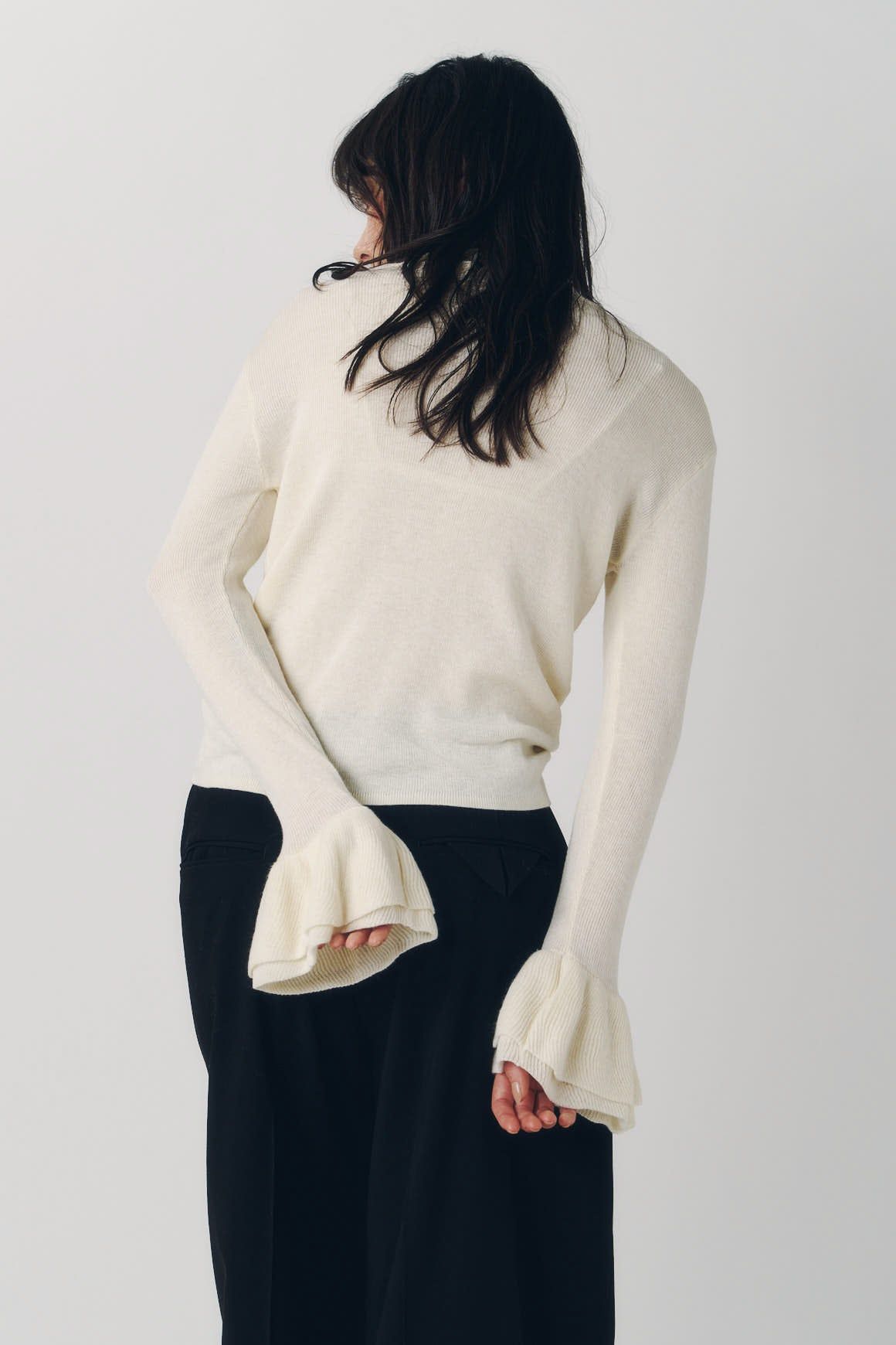 フリルハイネックニット (アイボリー) frill high neck knit (Ivory) / 26AW