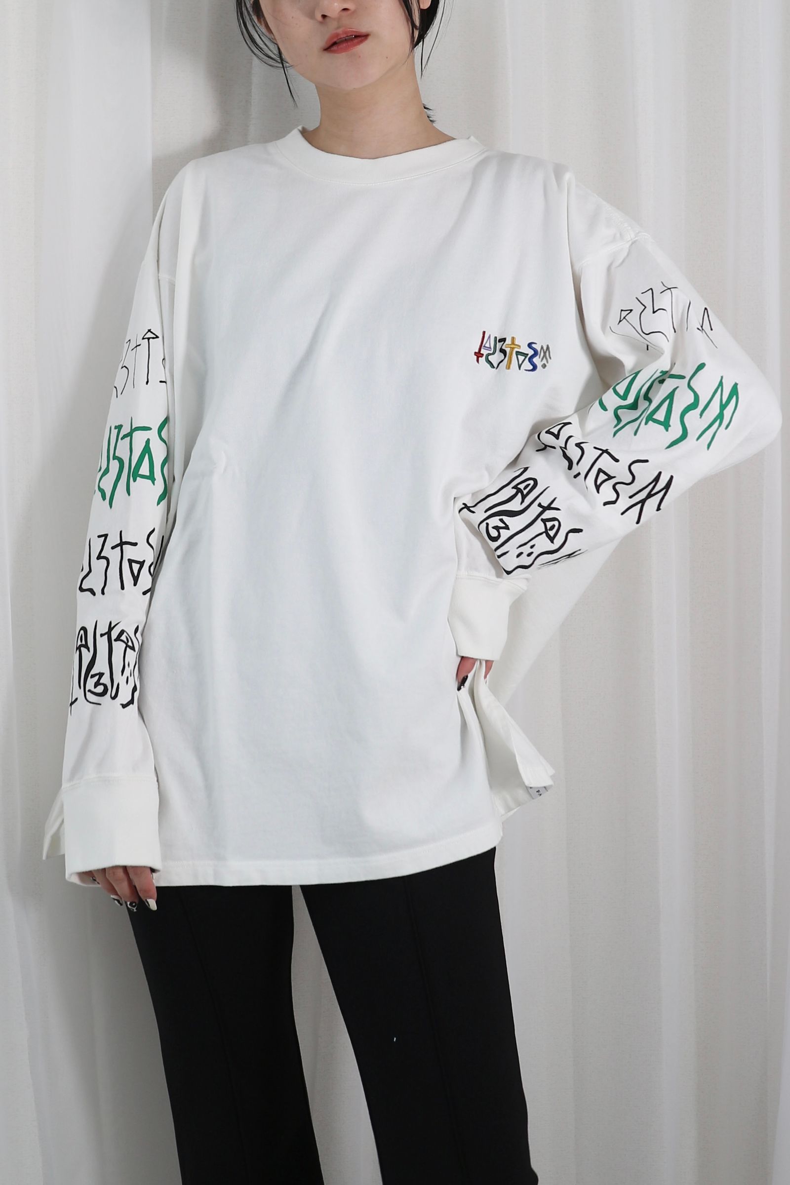 GRAPHIC LONG SLEEVE TEE / グラフィックロングスリーブTシャツ (ホワイト)  / ユニセックス