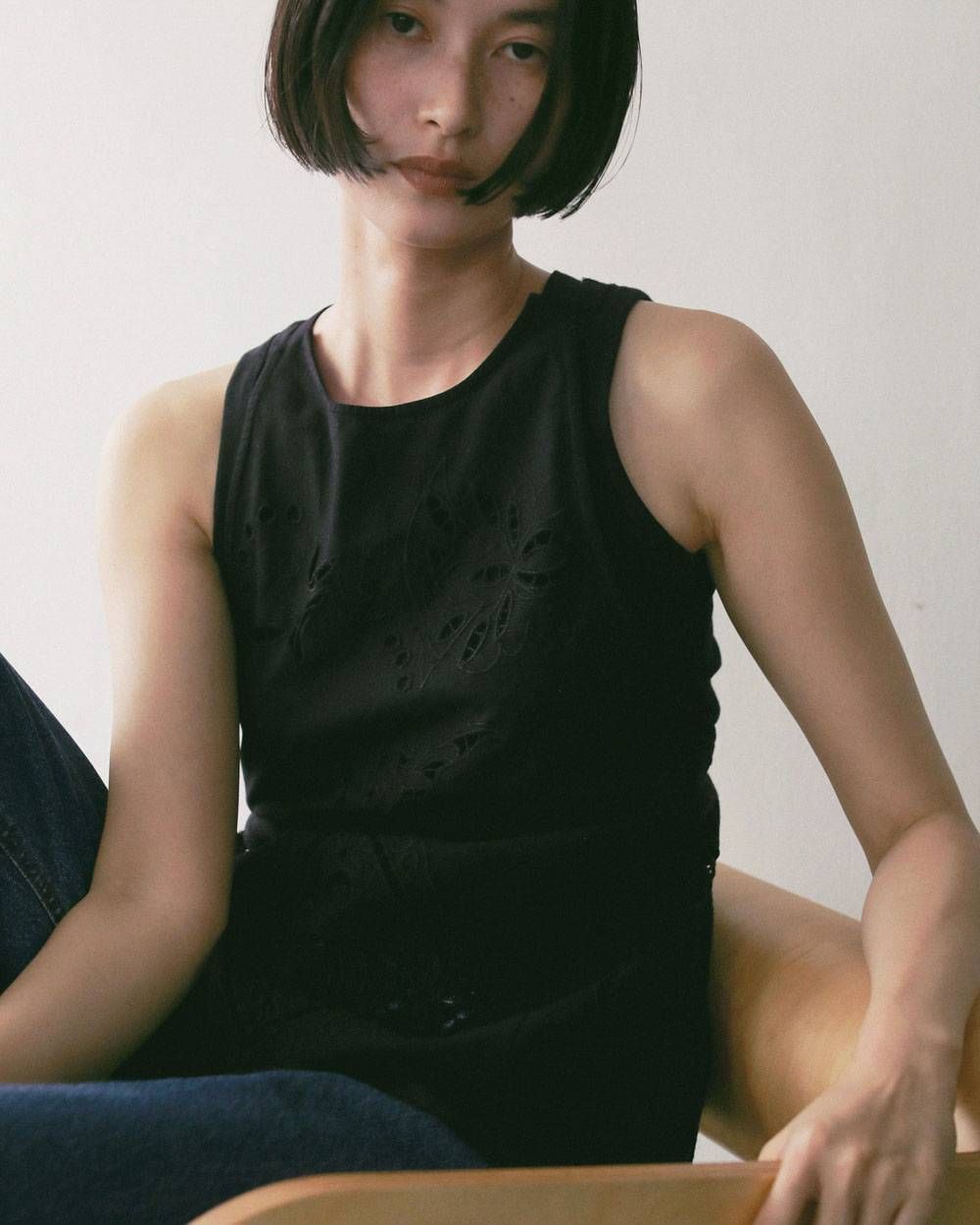 カットワークレースエプロン (ブラック) Cutwork Lace Apron (Black) / 27SS