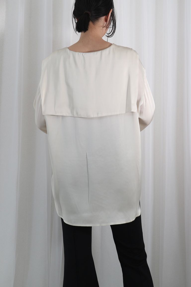 163cm 着用:1 (店内照明)