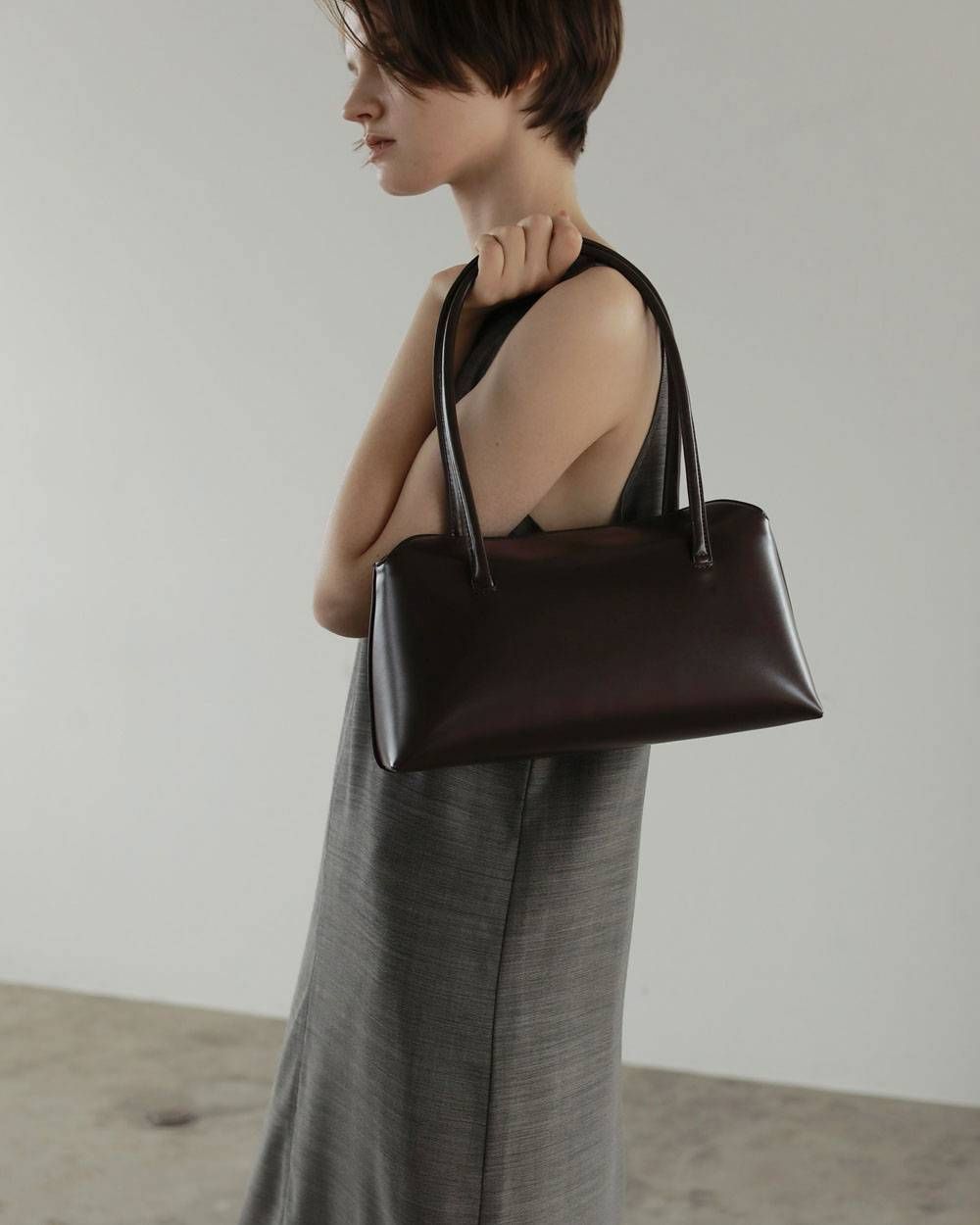 レザーボストンバッグ (ブラウン) Leather Boston Bag (Brown) / 27SS
