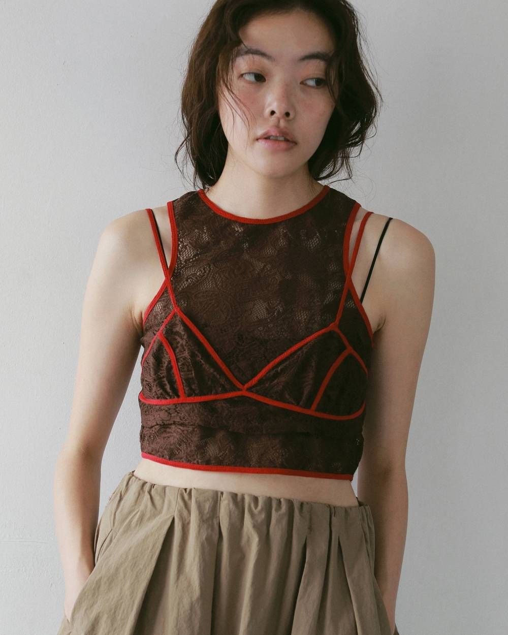 レース ノースリーブトップス (ブラウン) Lace Sleeveless Tops (Brown) / 27SS