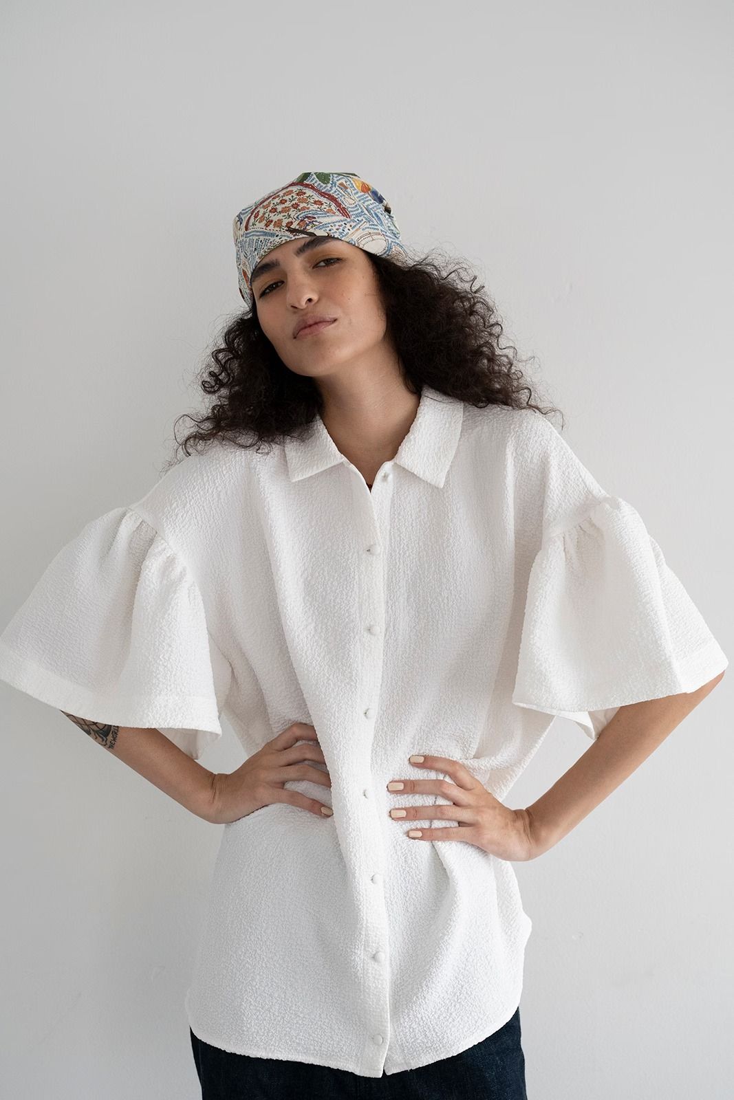 ふくれジャカードギャザースリーブブラウス (ホワイト)  Puffy Jacquard Blouse (White) /  26SS