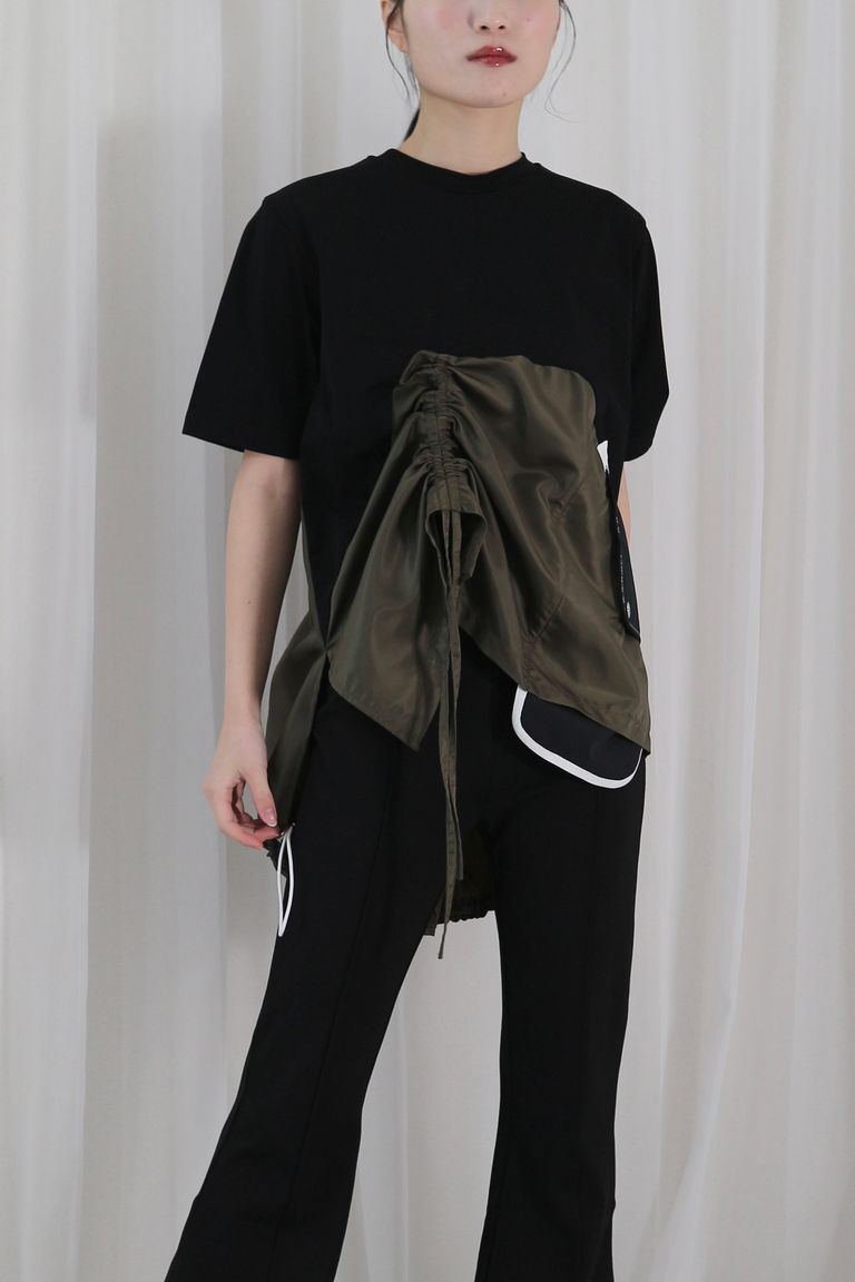 156cm 着用:38 (店内照明)
