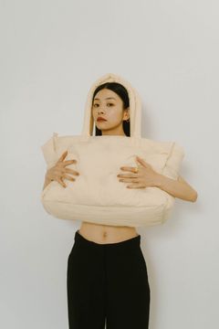 big quilt bag / ビッグキルティングバッグ (クリーム)  Knuth Marf