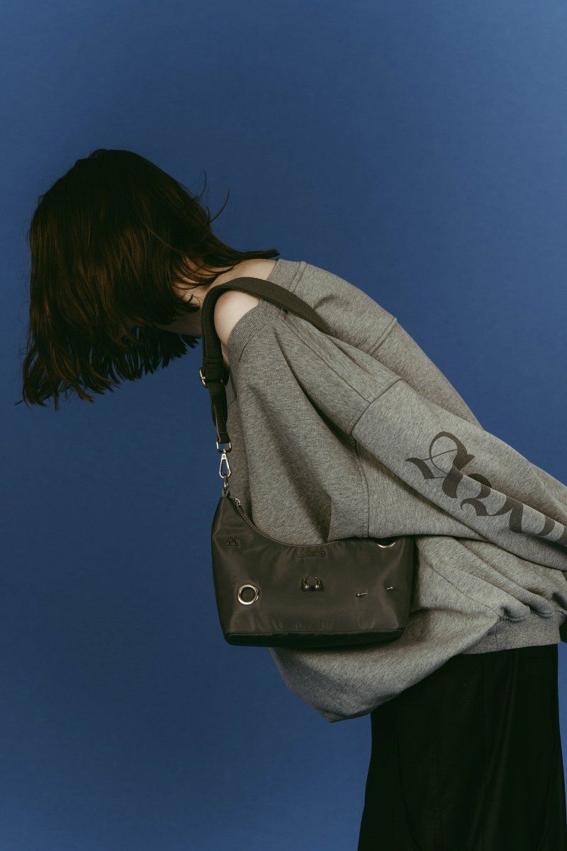 pierce mini bag (Gray) / ピアスミニバッグ (グレー) / 26SS