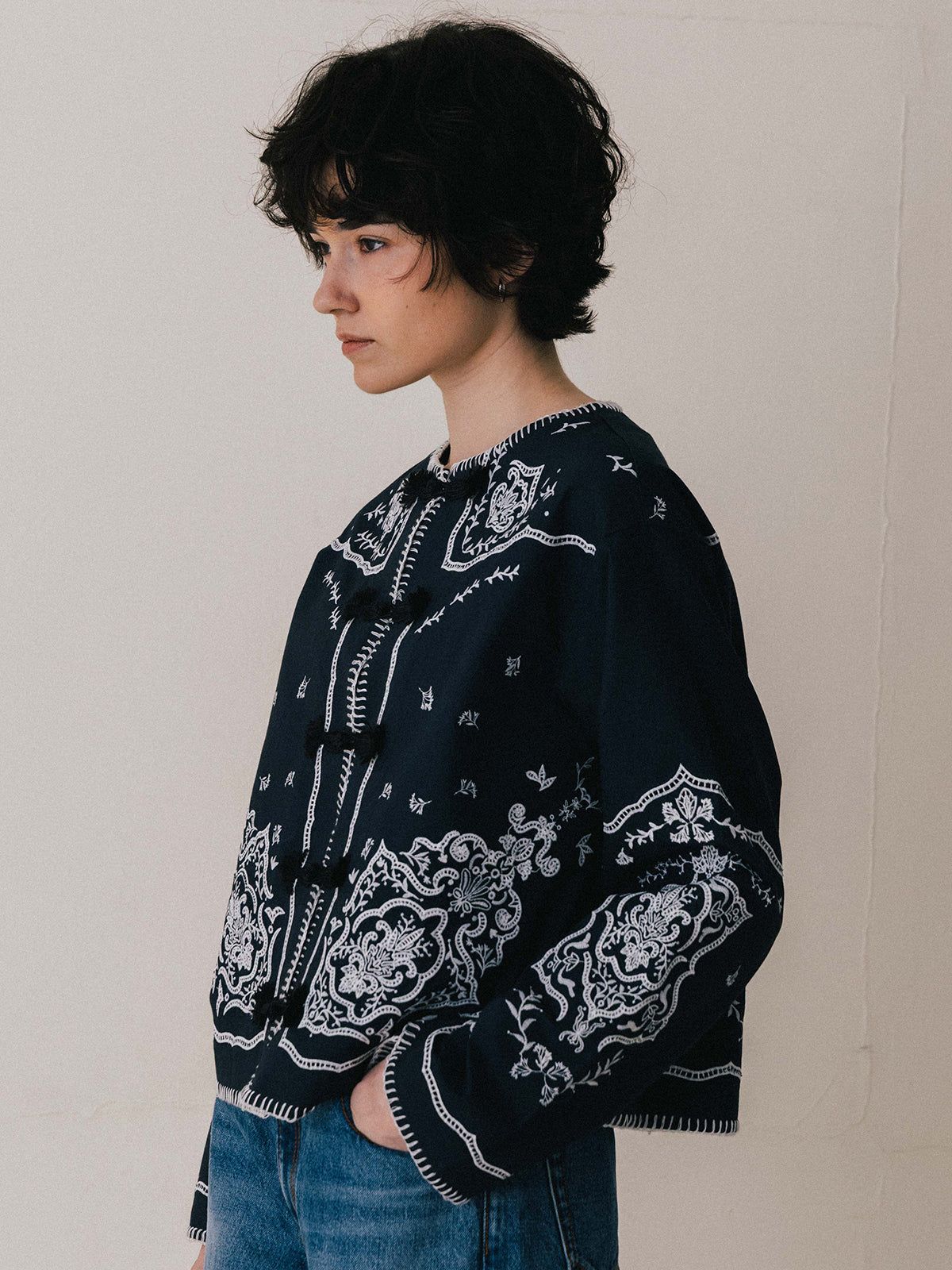 【25AW】VENEZIA LACE BLOUSE / ヴェネツィアレースブラウス (ネイビー)