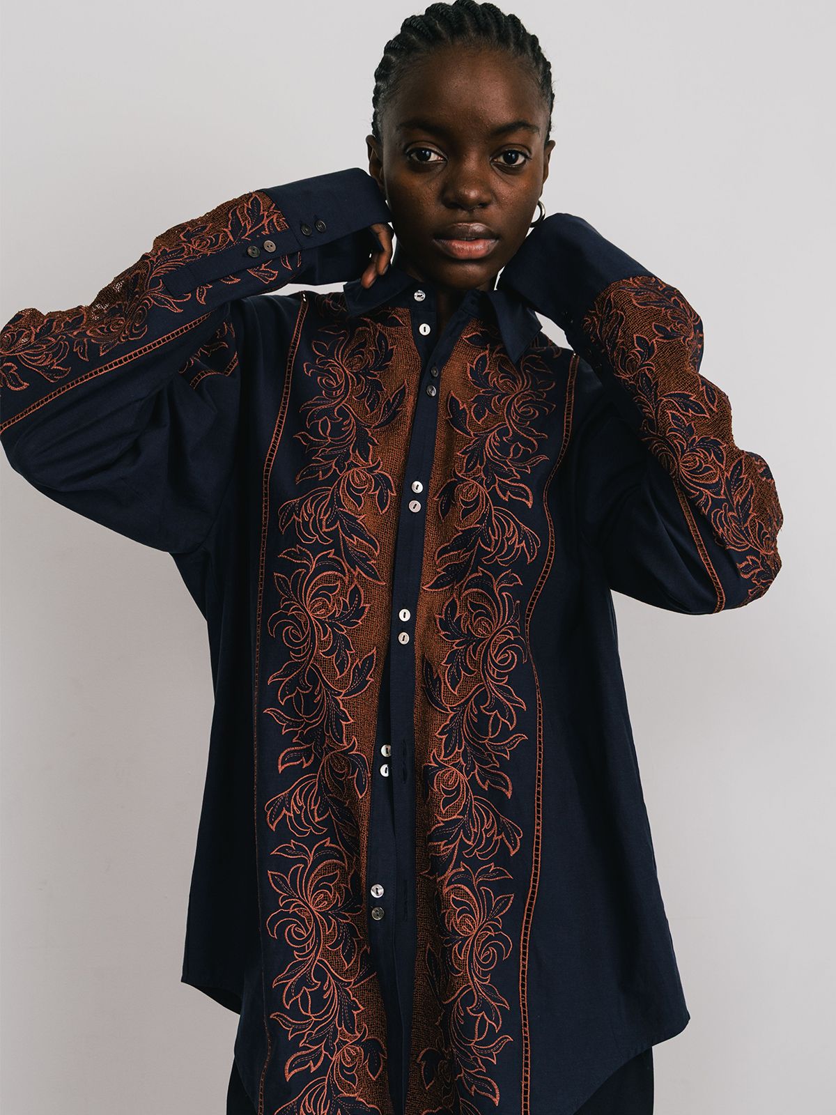 【25SS】EMBROIDERY SHIRTS / エンブロイダリー シャツ (ネイビー)