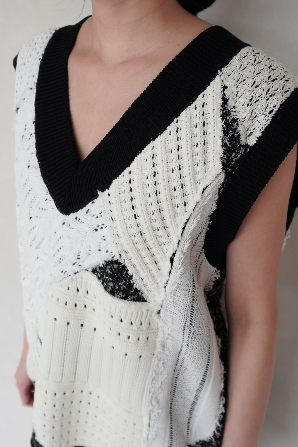 PATCHWORK V NECK KNIT VEST / パッチワークVネックニットベスト (MILK)