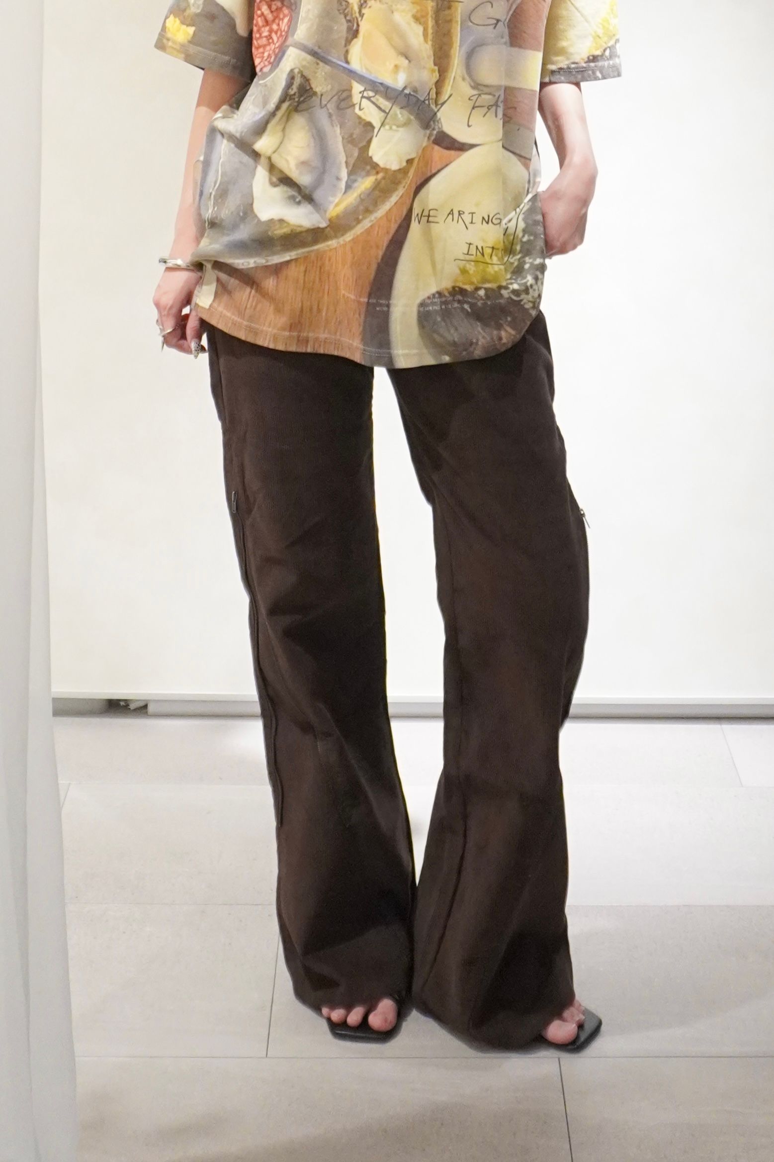2ピース ジップフレアパンツ (ブラウン) 2piece zip flare pants