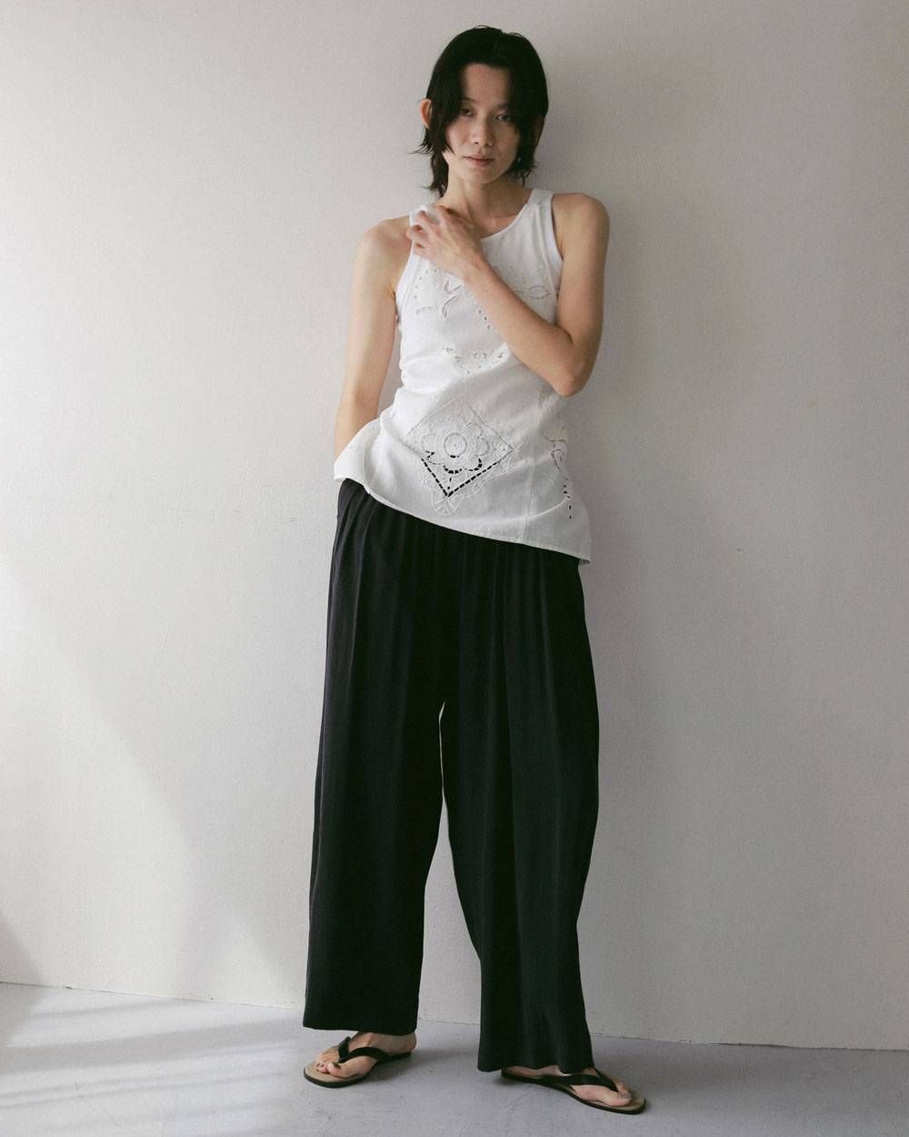 カットワークレースエプロン (ホワイト) Cutwork Lace Apron (White) / 27SS