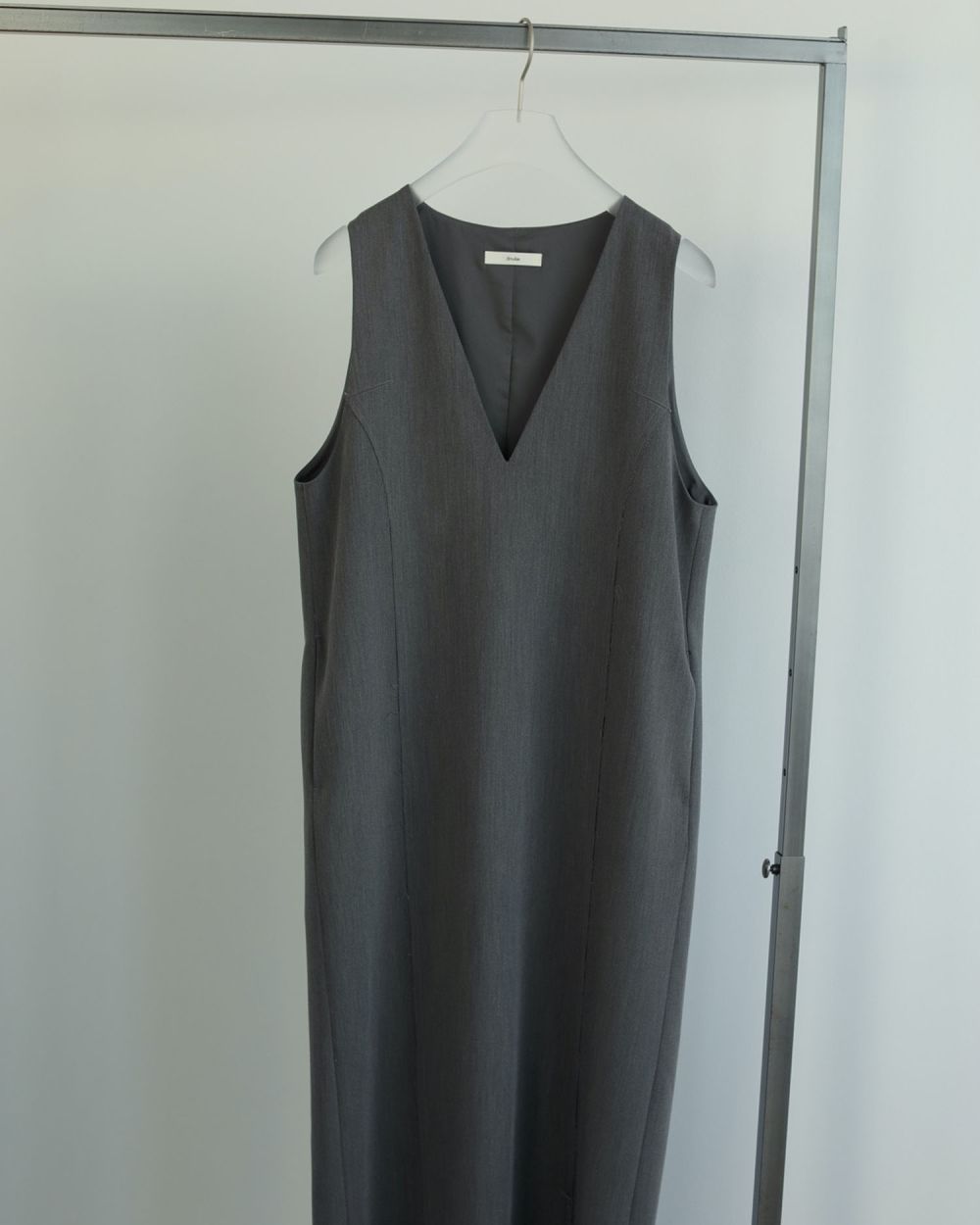 Cutoff Vneck Onepiece / カットオフ Vネックワンピース (グレー)