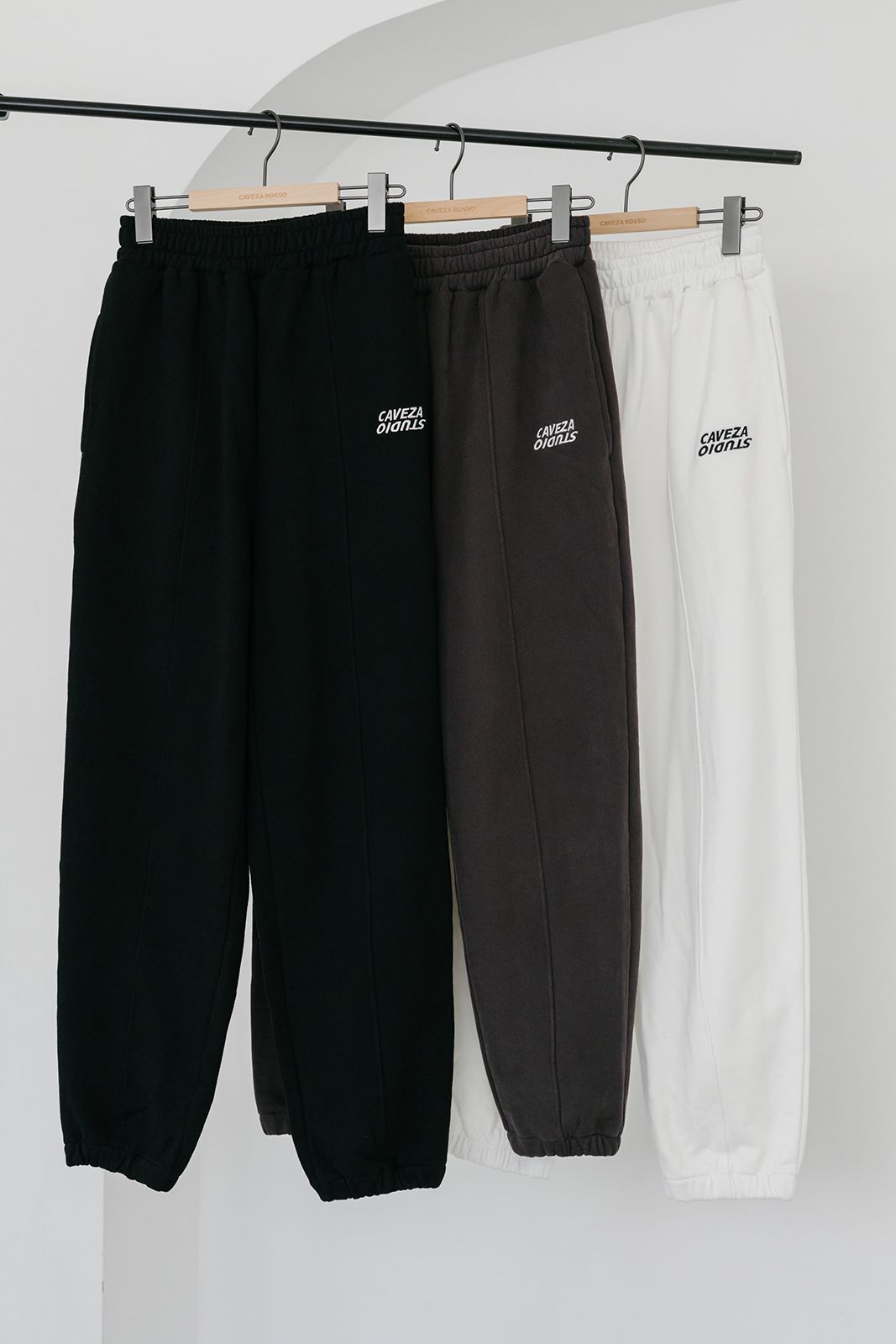 【再販売】CAVEZA STUDIO スウェットパンツ (ブラウン)