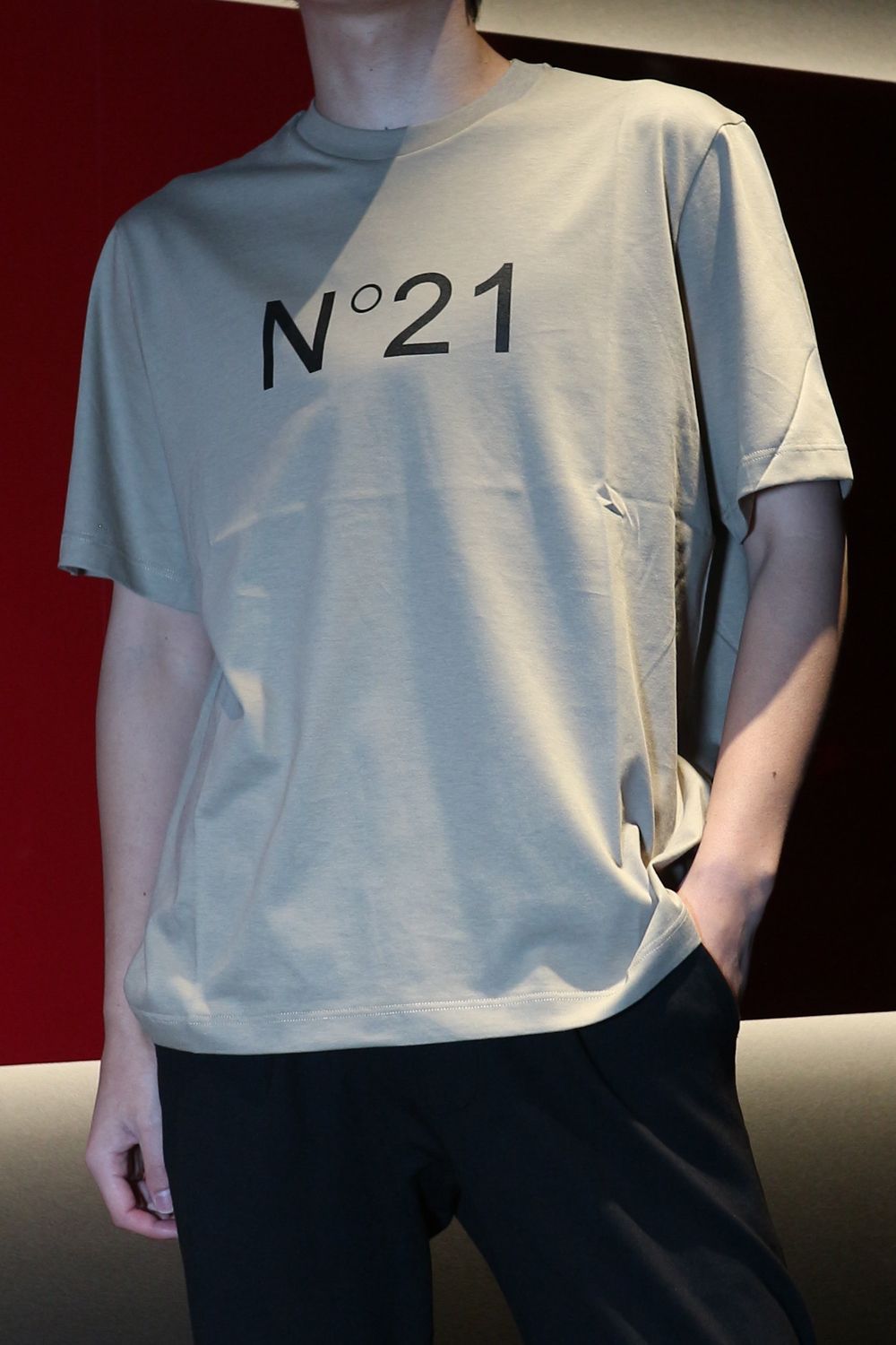LOGO T-SHIRT / ロゴT / ユニセックス (ヘーゼルナッツ)