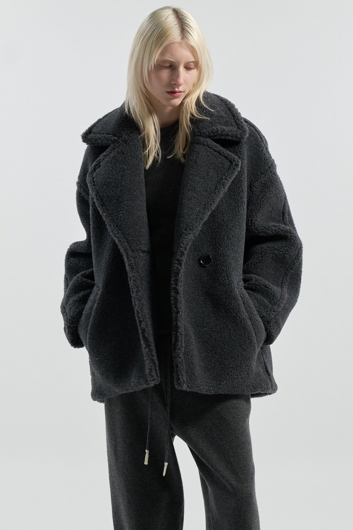 コクーン ミドル ボアコート (チャコールグレー) COCOON MID BOA COAT (Cgray) / 26AW