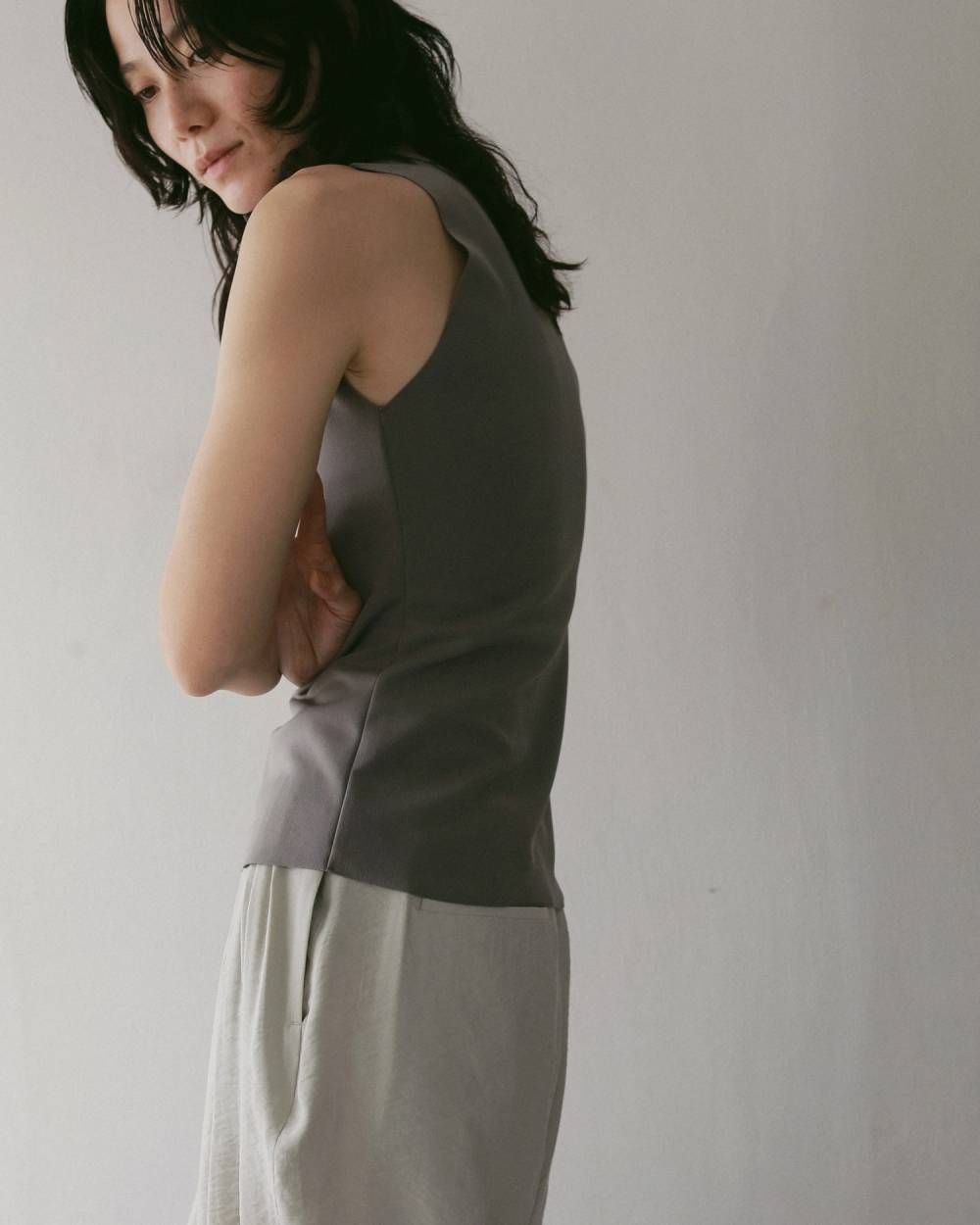 ジョーゼットタンクトップ (グレージュ) Sleeveless Georgette Tanktop (Graige) / 27SS