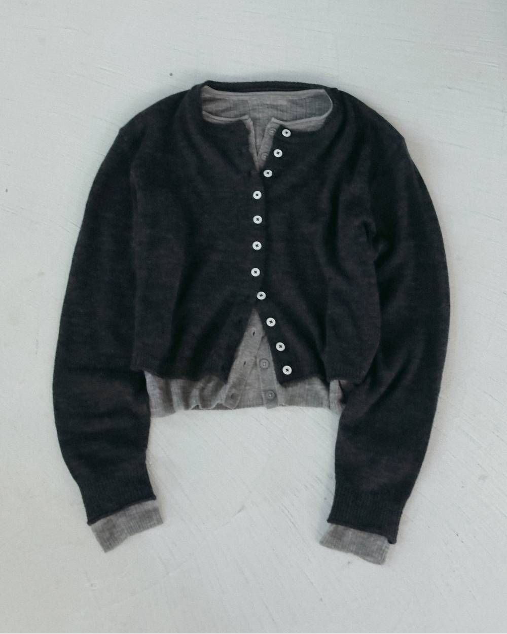 レイヤード クルーネックカーディガン (チャコールグレー) Layered Crewneck Cardigan (Charcoal gray) / 26AW 【6月29日まで期間限定予約】