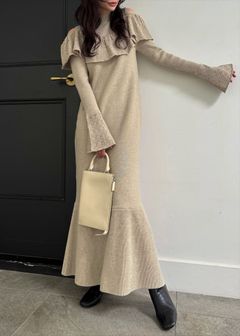 shoulder slit frill mermaid knit OP / ショルダースリットフリル マーメイドワンピース (タン) / 25AW /