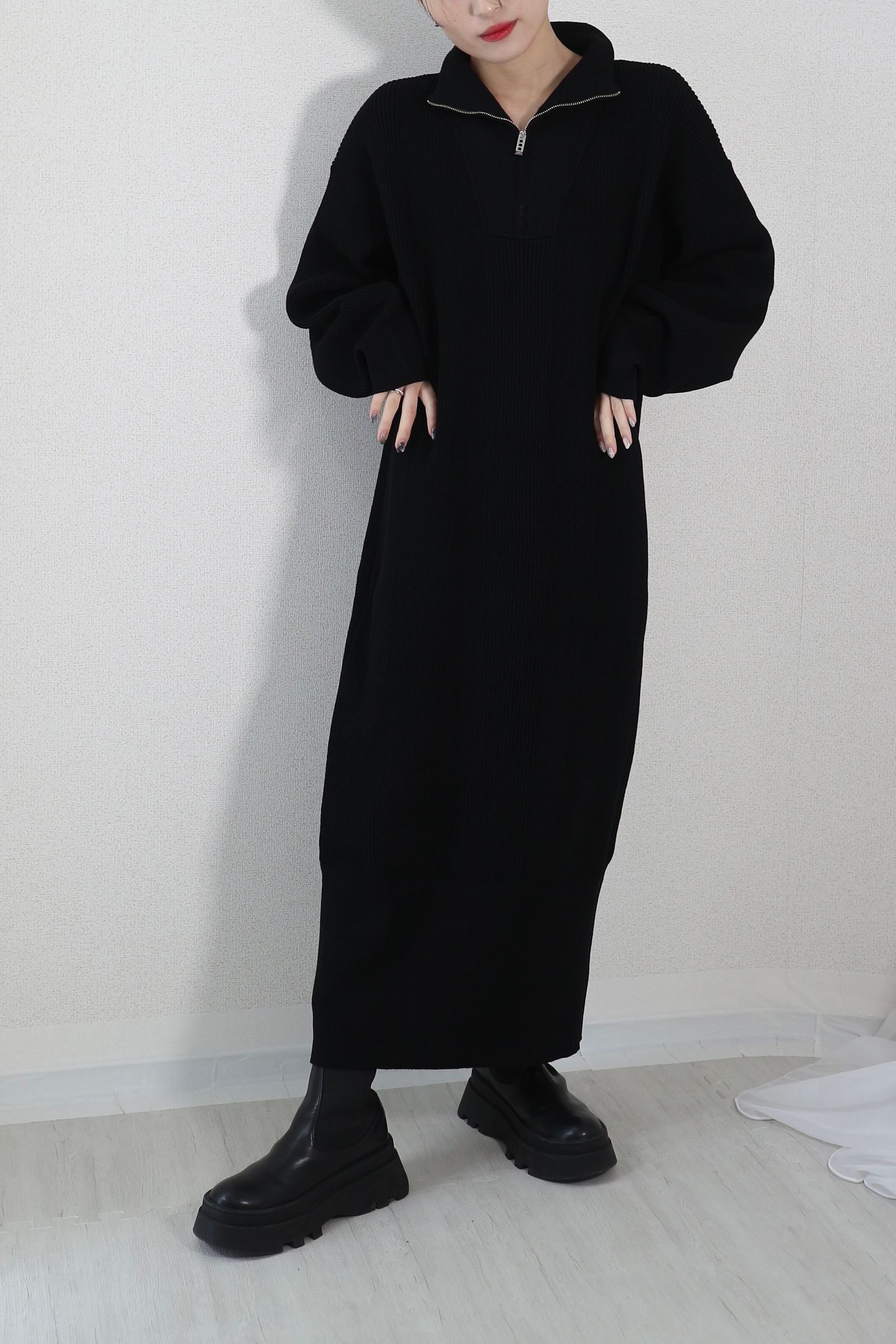 ZIP NECK KT OP / ジップ ネック ニット ワンピース (ブラック)