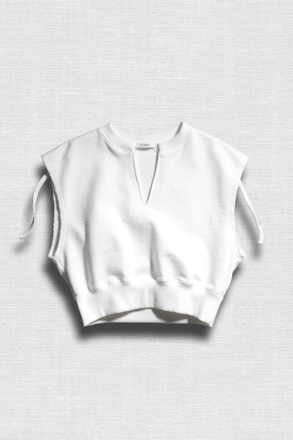 CINOH - HELENE SLEEVELESS SWEAT PULLOVER / スリーブレススウェットプルオーバー (ホワイト) | Sir  online store / サー オンラインストア