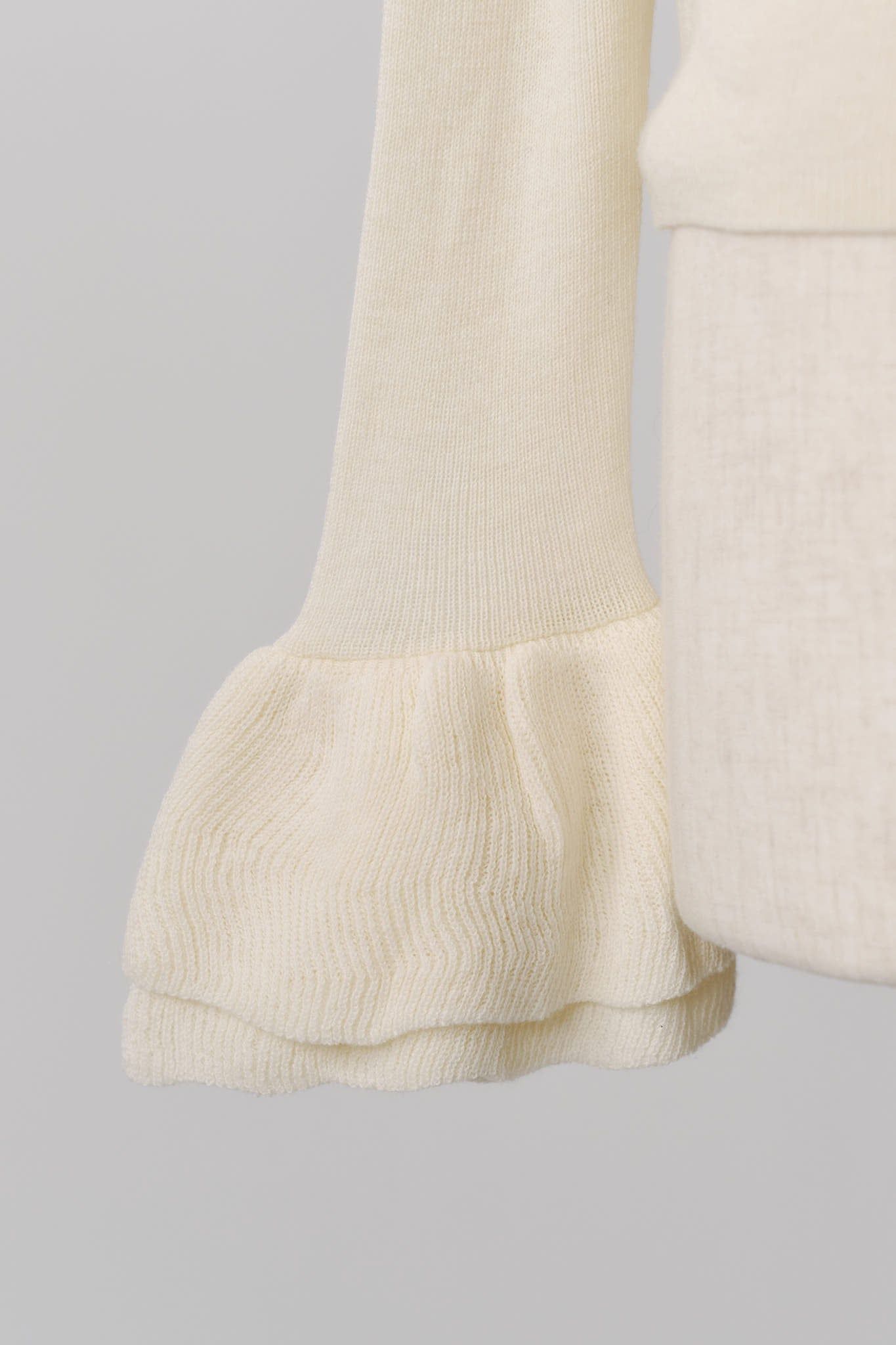 フリルハイネックニット (アイボリー) frill high neck knit (Ivory) / 26AW